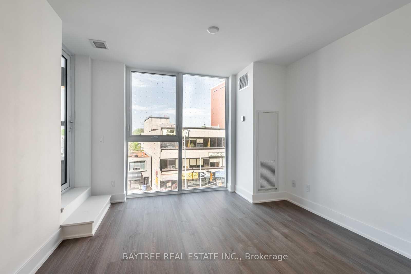 Photo 4 of Unit 424, 1 Belsize Drive, Toronto, Mount Pleasant West — HOMEH