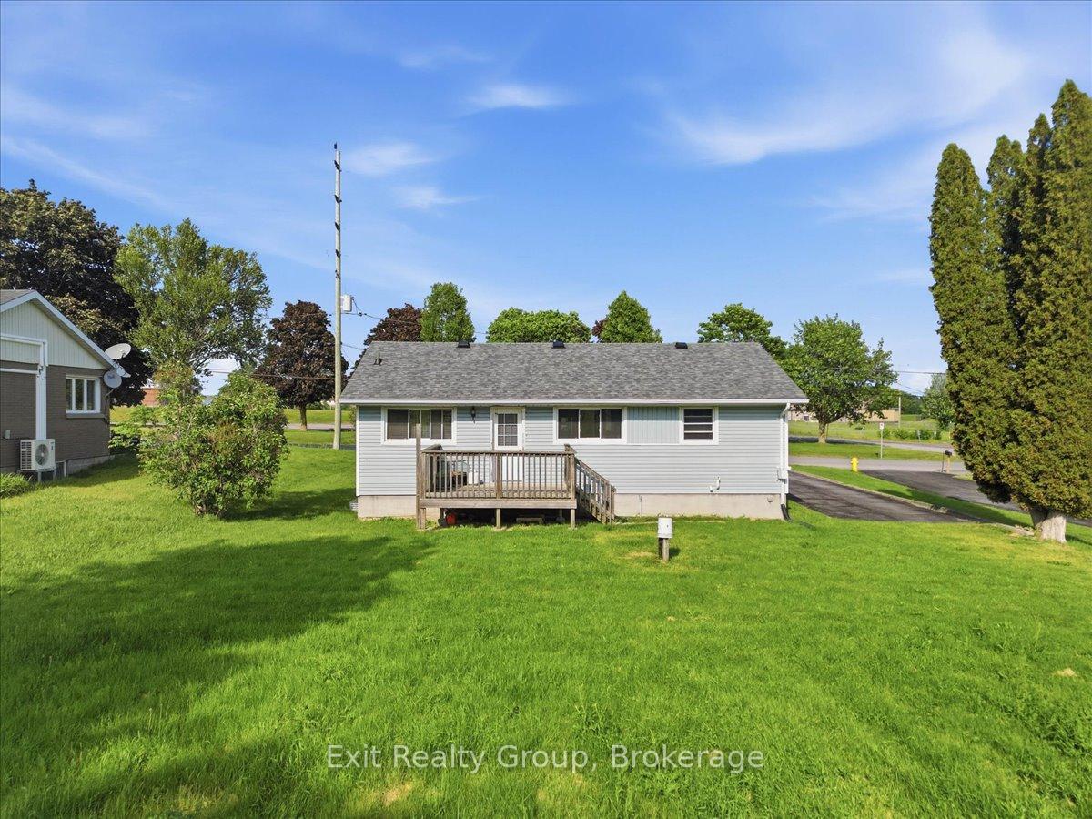 Photo 20 of 109 Aikins Road, Quinte West, Sidney Ward — HOMEH