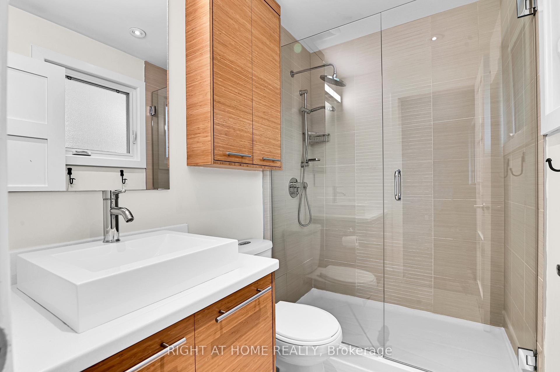 Photo 20 of 9 Leetom Crescent, Ottawa, Barrhaven - Pheasant Run — HOMEH