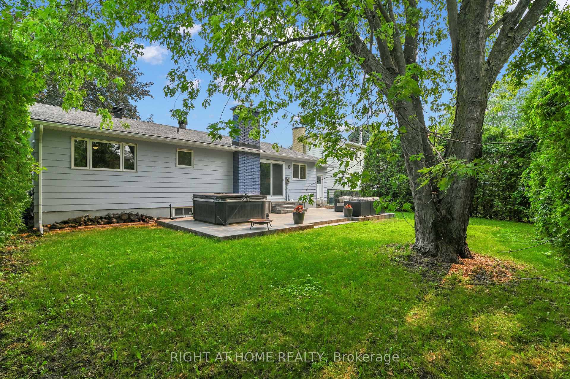 Photo 30 of 9 Leetom Crescent, Ottawa, Barrhaven - Pheasant Run — HOMEH