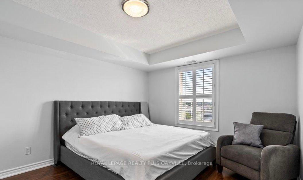 Photo 8 of Unit 403, 2035 Appleby Line, Burlington, Uptown — HOMEH