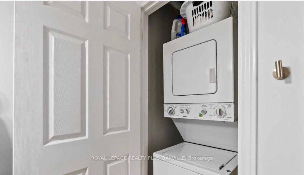 Photo 10 of Unit 403, 2035 Appleby Line, Burlington, Uptown — HOMEH
