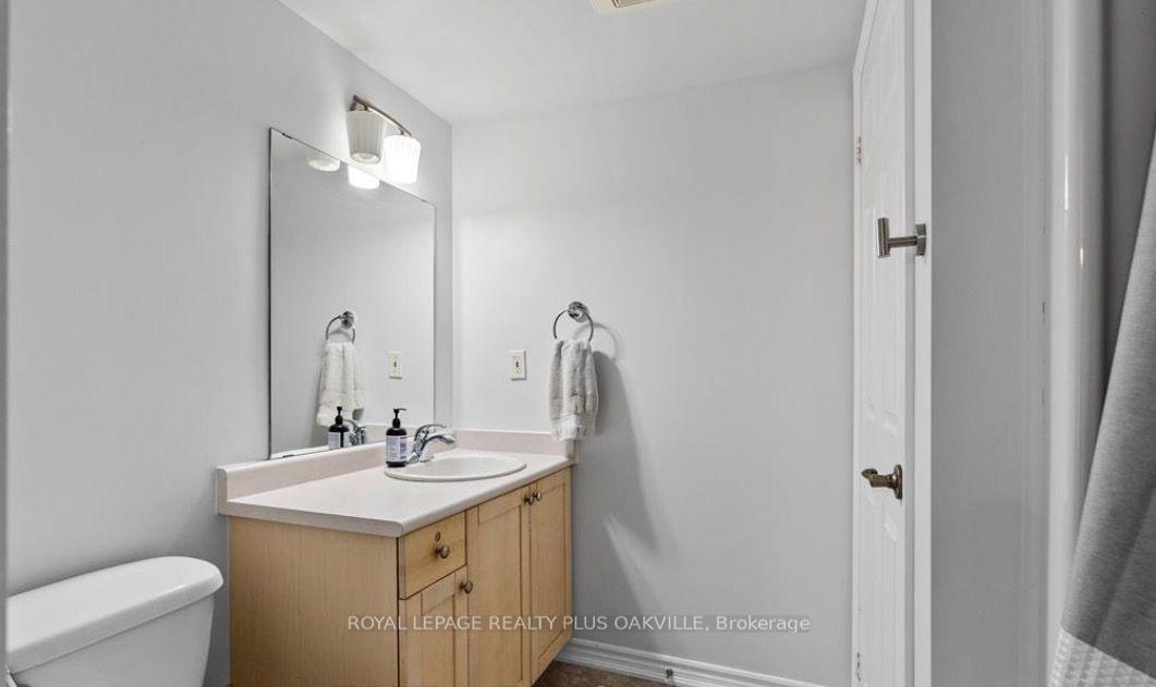Photo 11 of Unit 403, 2035 Appleby Line, Burlington, Uptown — HOMEH