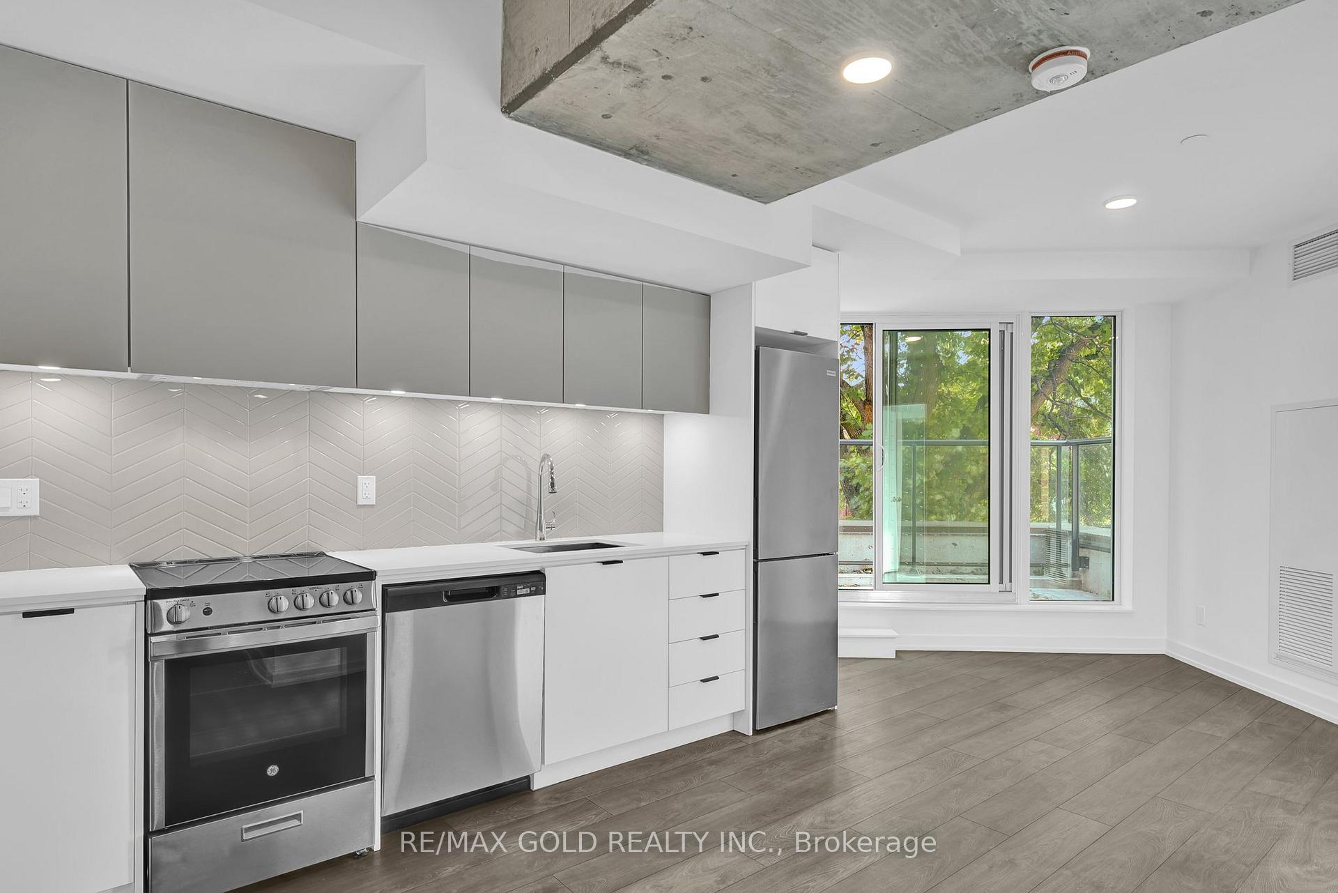 Photo 14 of Unit 211, 57 Brock Avenue, Toronto, Roncesvalles — HOMEH