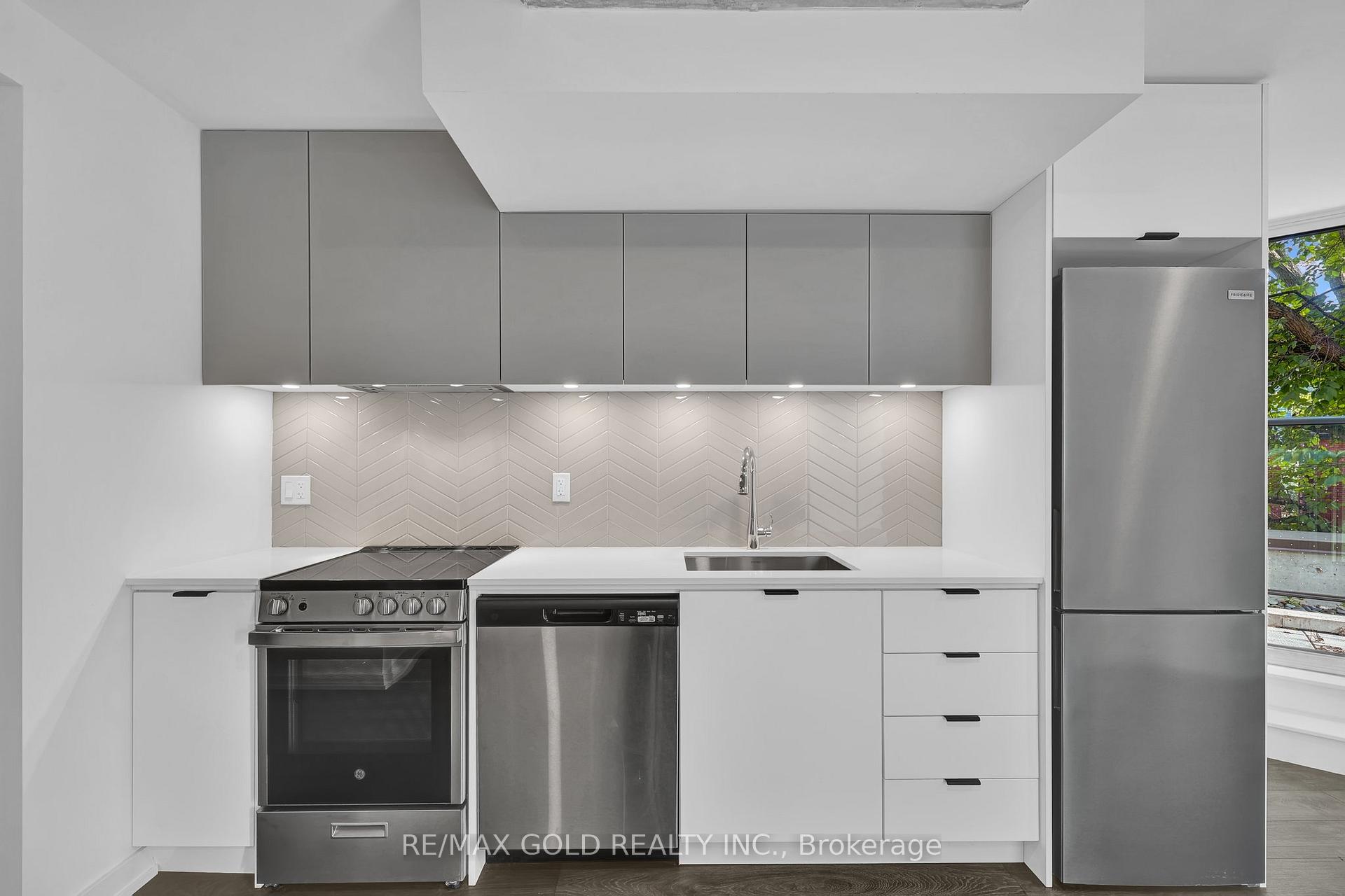 Photo 17 of Unit 211, 57 Brock Avenue, Toronto, Roncesvalles — HOMEH