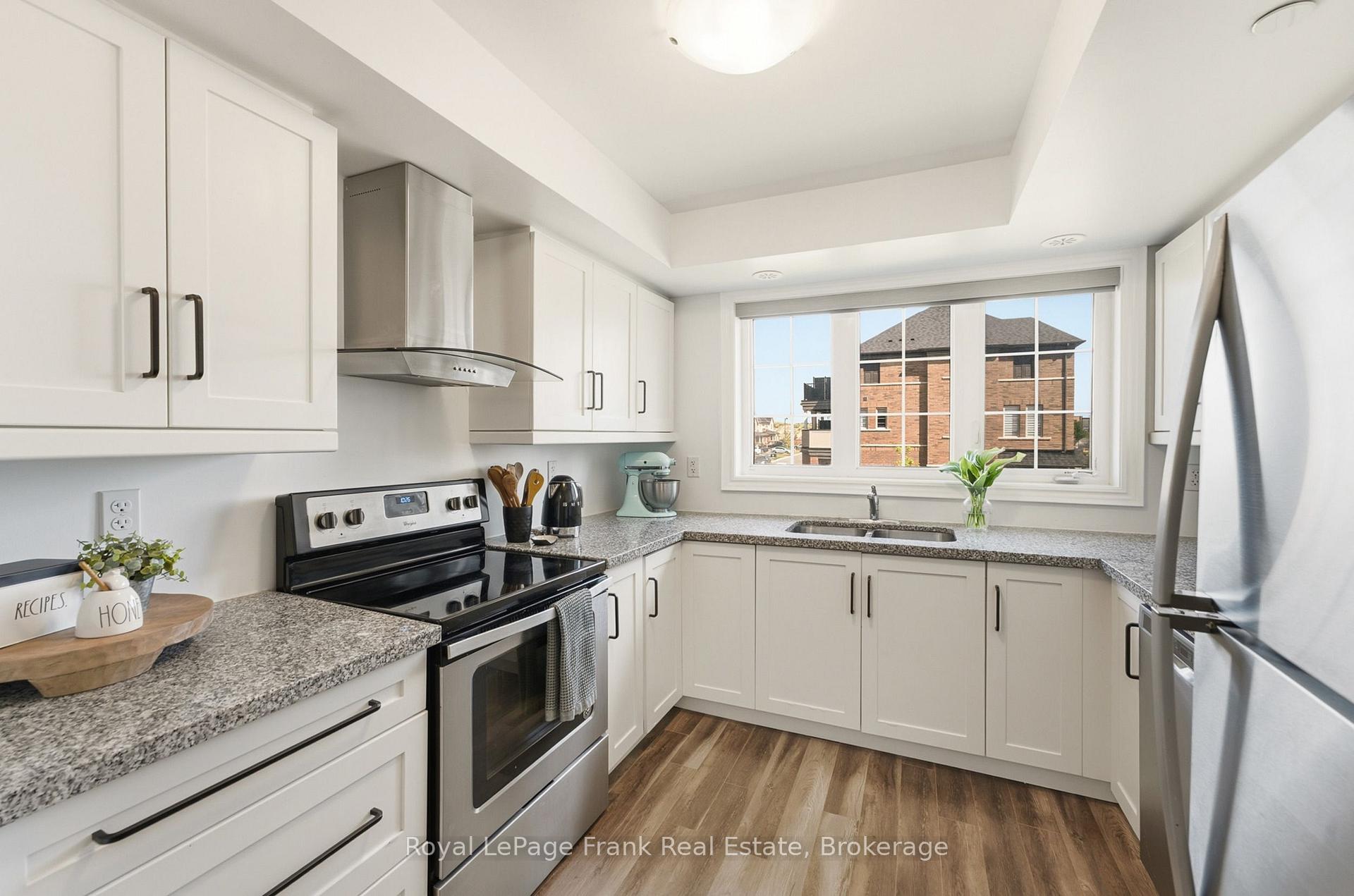 Photo 2 of Unit 9, 2550 Bromus Path, Oshawa, Windfields — HOMEH