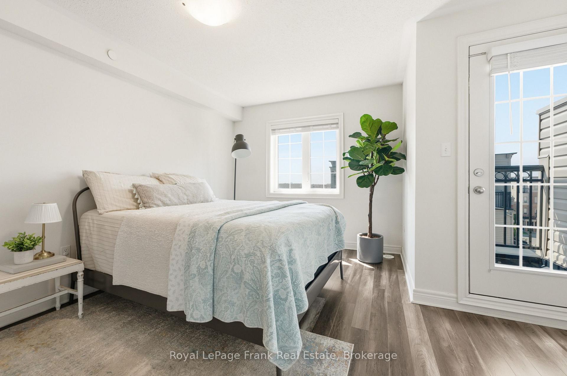 Photo 6 of Unit 9, 2550 Bromus Path, Oshawa, Windfields — HOMEH