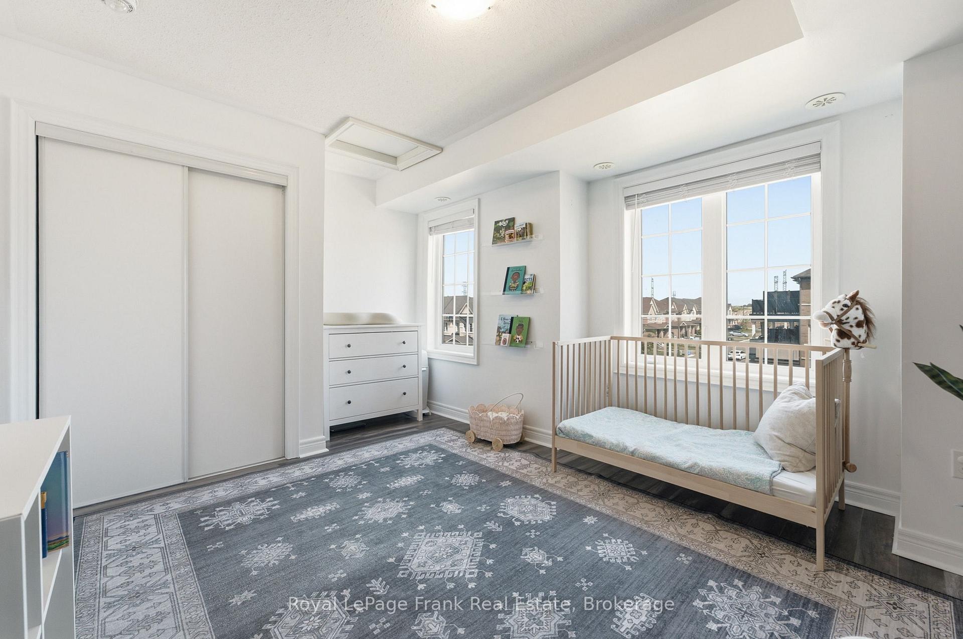 Photo 11 of Unit 9, 2550 Bromus Path, Oshawa, Windfields — HOMEH