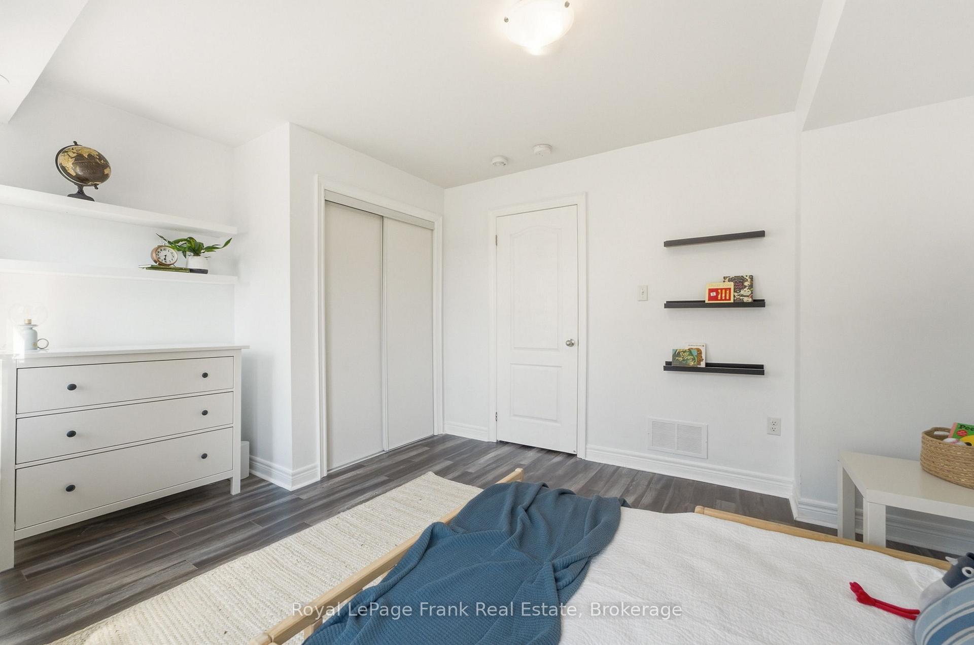 Photo 16 of Unit 9, 2550 Bromus Path, Oshawa, Windfields — HOMEH