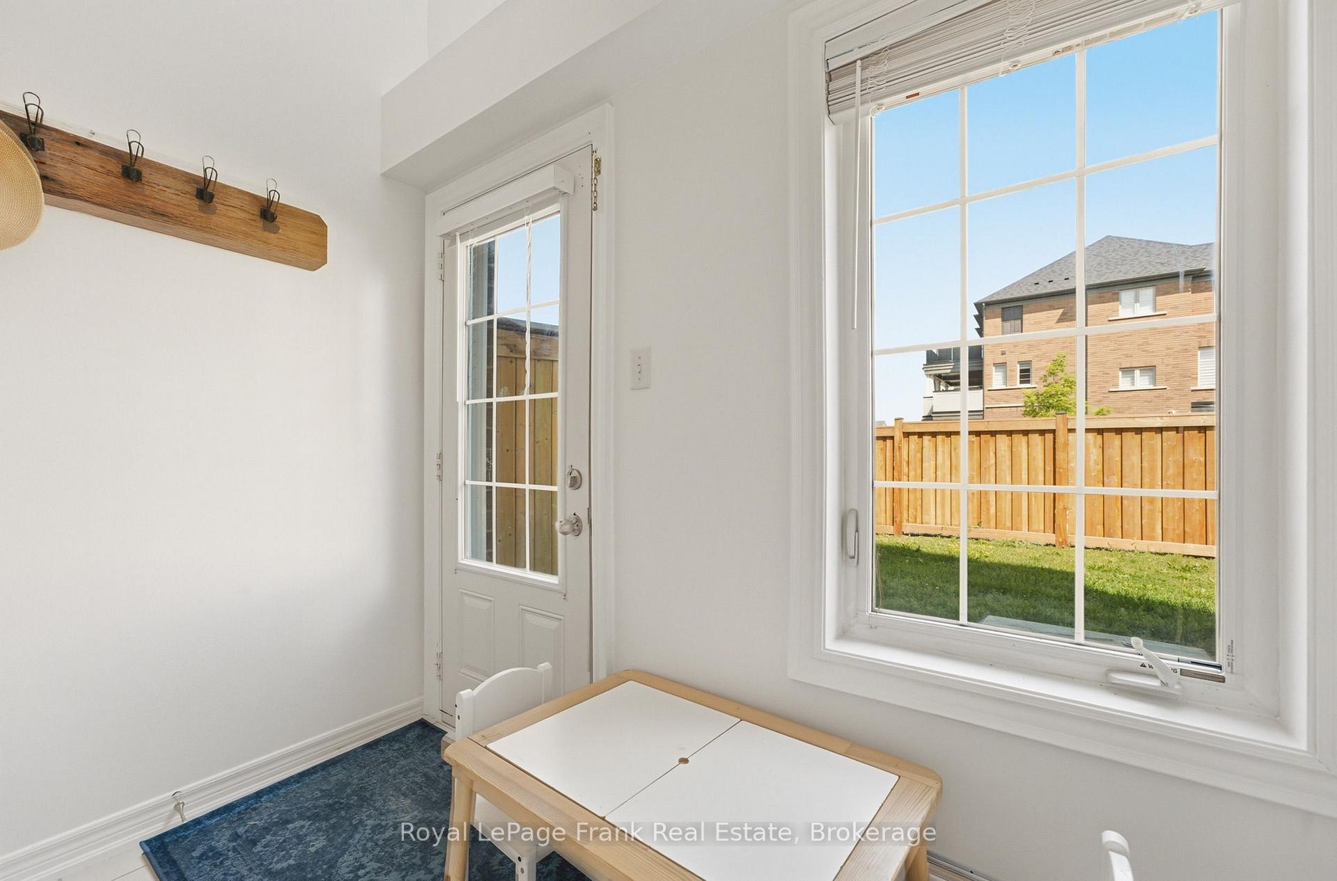 Photo 19 of Unit 9, 2550 Bromus Path, Oshawa, Windfields — HOMEH