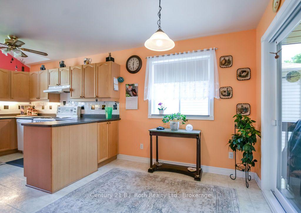 Photo 10 of 59 Anderson Crescent, Tay, Victoria Harbour — HOMEH