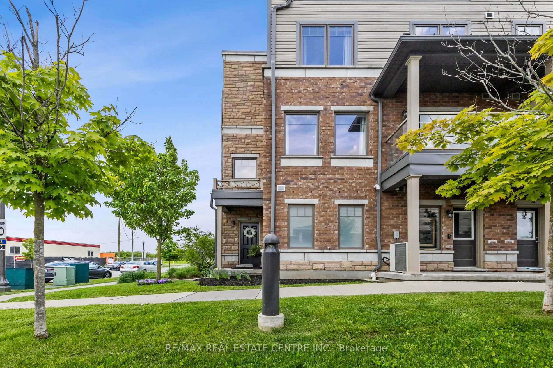Photo 2 of Unit A1, 70 Willowrun Drive E, Kitchener, Idlewood/Lackner Woods — HOMEH