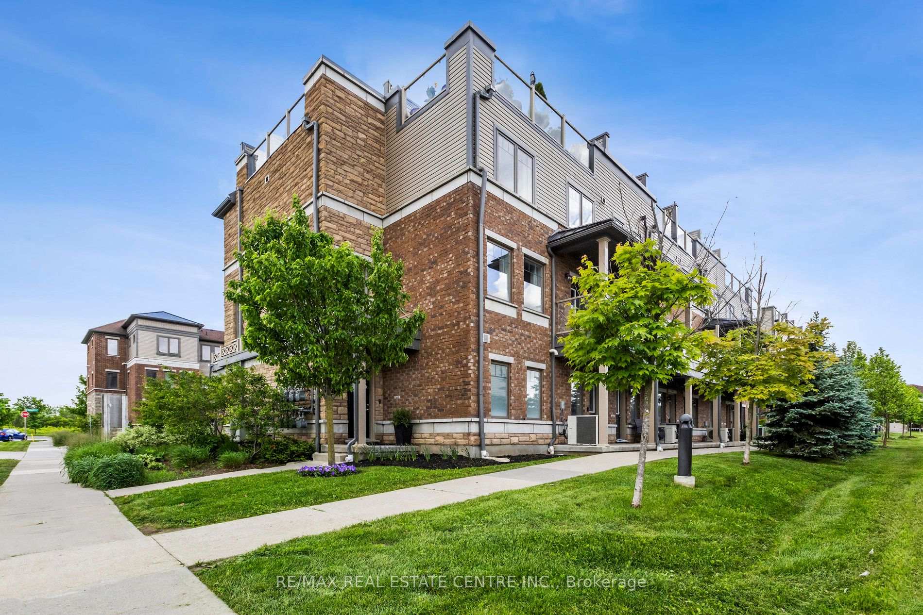 Photo 3 of Unit A1, 70 Willowrun Drive E, Kitchener, Idlewood/Lackner Woods — HOMEH