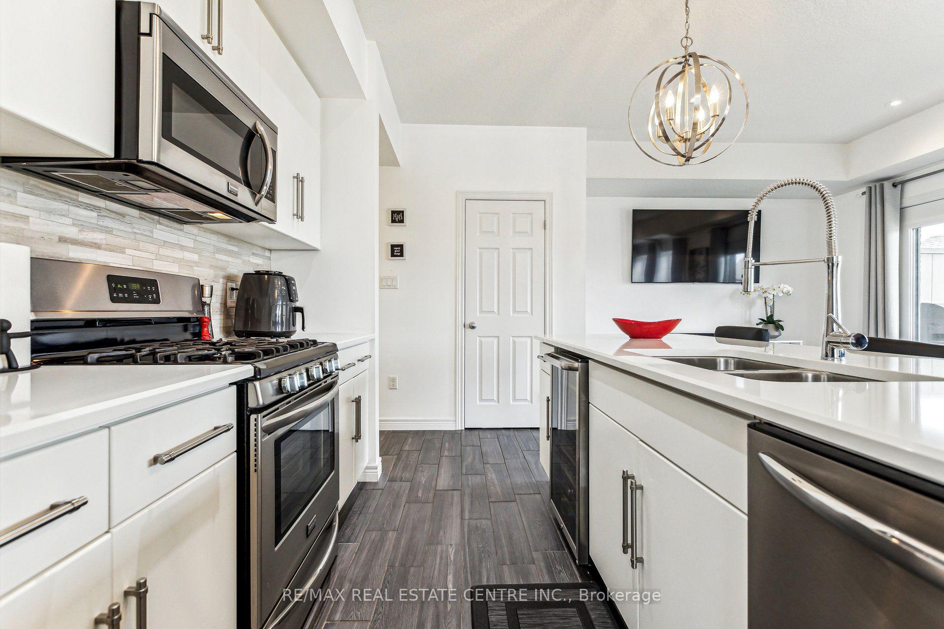 Photo 16 of Unit A1, 70 Willowrun Drive E, Kitchener, Idlewood/Lackner Woods — HOMEH