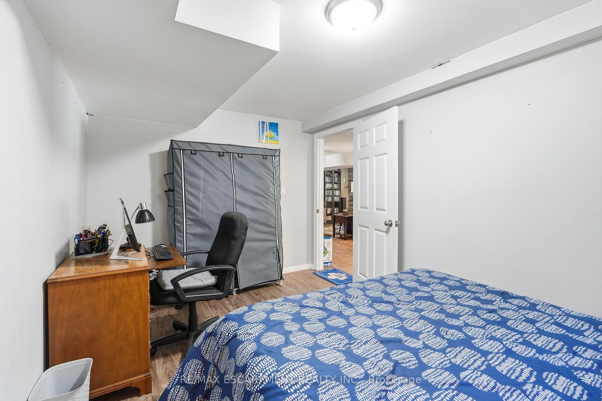 Photo 27 of 40 Maich Crescent, Brantford, West Brant — HOMEH