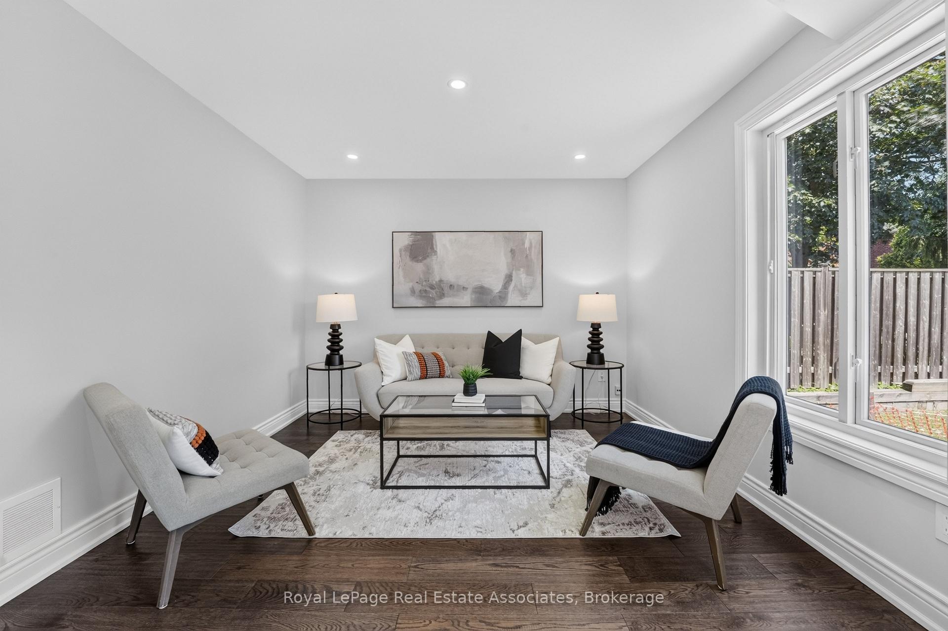 Photo 18 of 3346 Chartrand Crescent, Mississauga, Erin Mills — HOMEH