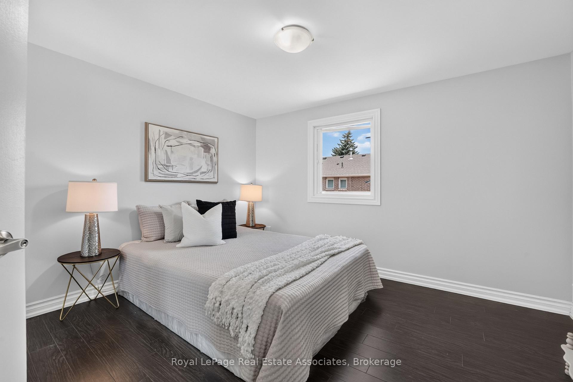Photo 31 of 3346 Chartrand Crescent, Mississauga, Erin Mills — HOMEH