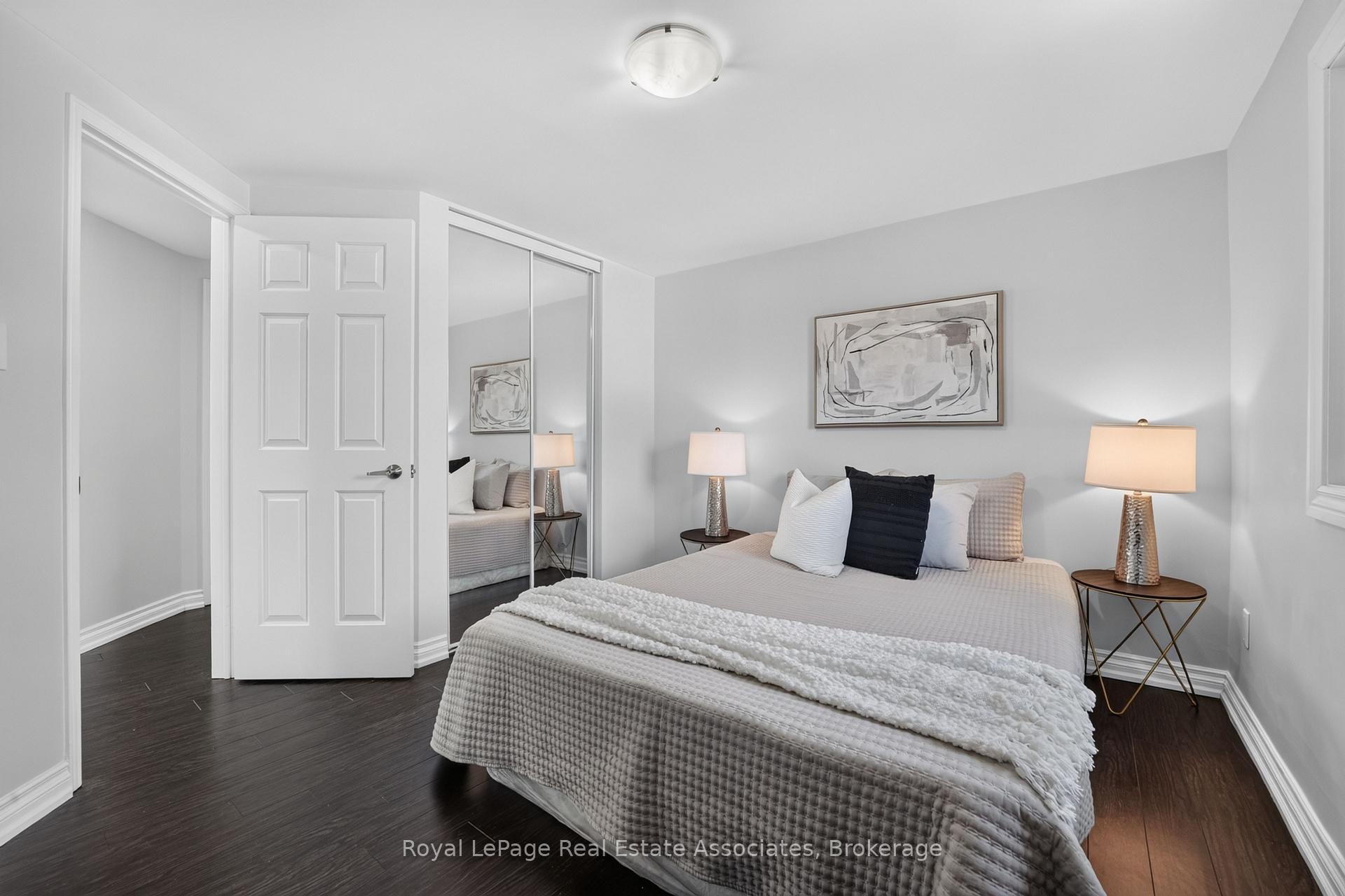 Photo 32 of 3346 Chartrand Crescent, Mississauga, Erin Mills — HOMEH