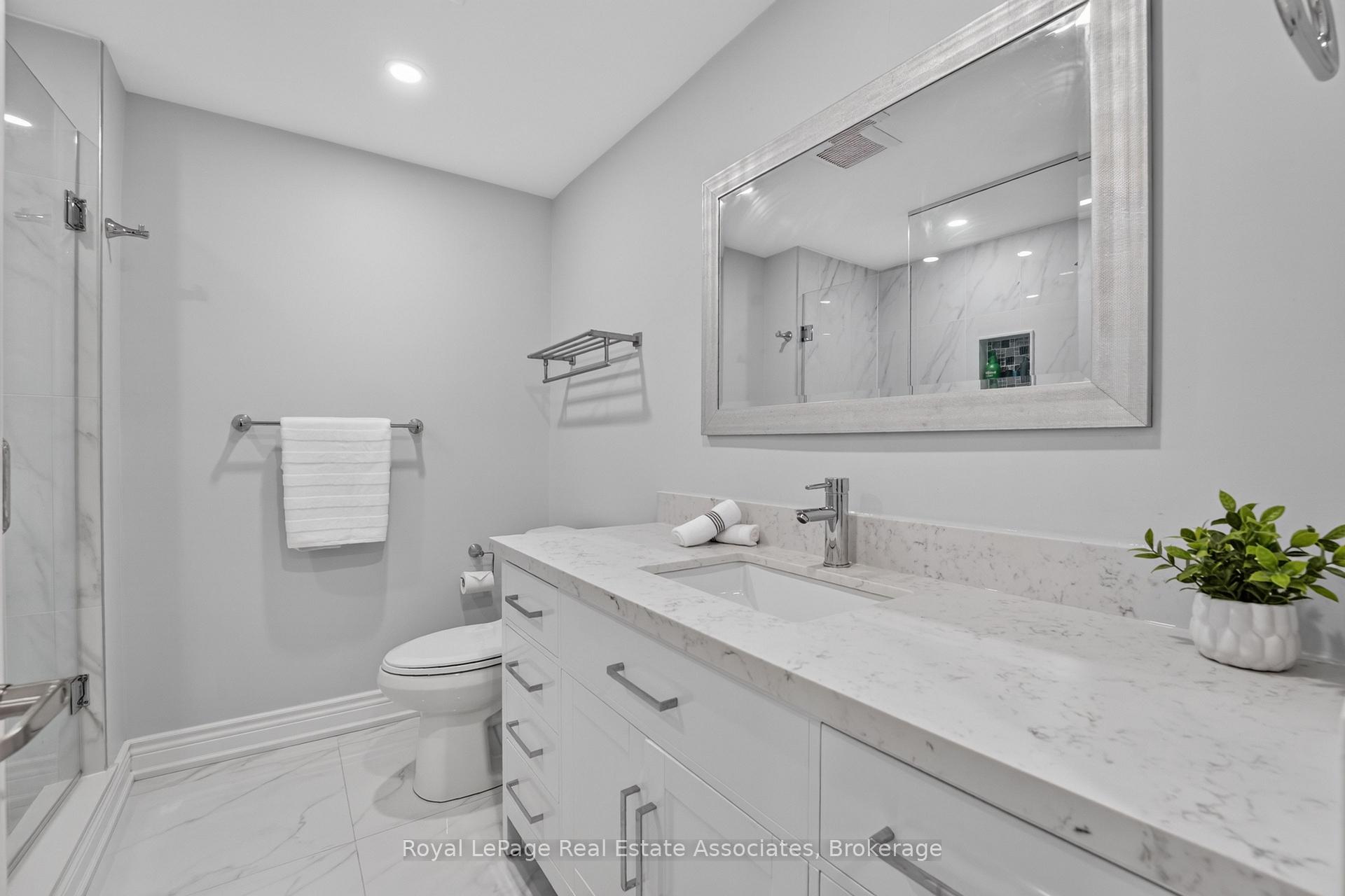 Photo 35 of 3346 Chartrand Crescent, Mississauga, Erin Mills — HOMEH