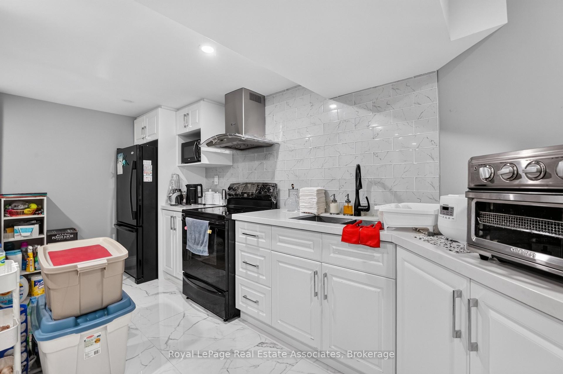 Photo 38 of 3346 Chartrand Crescent, Mississauga, Erin Mills — HOMEH