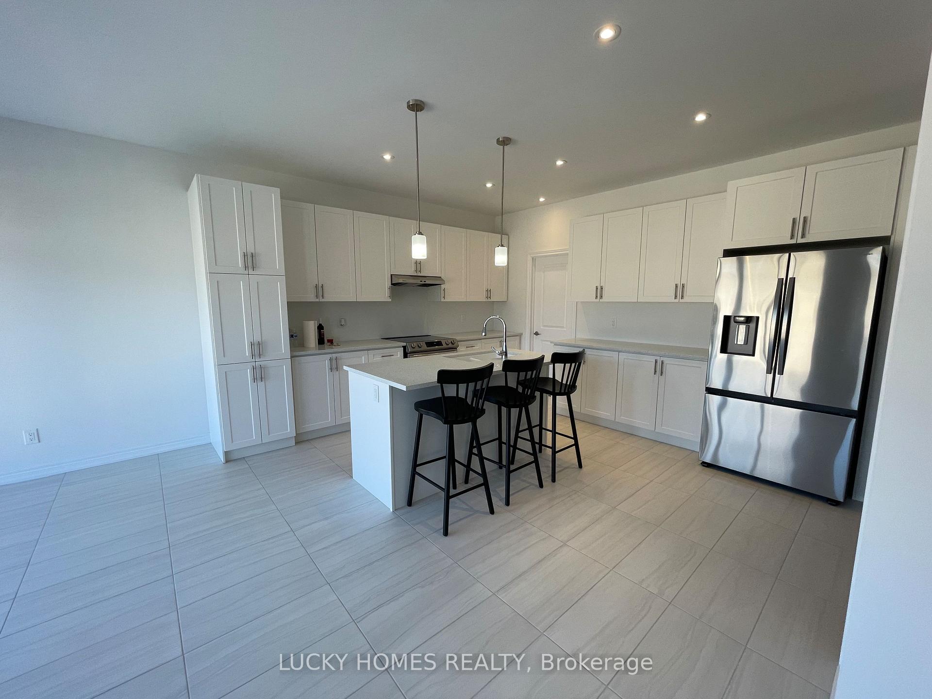 Photo 9 of 2096 Verne Bowen Street, Oshawa, Kedron — HOMEH