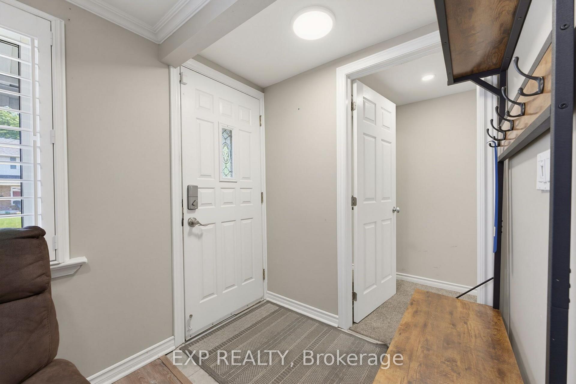 Photo 5 of 735 Dunn Avenue, Hamilton, Parkview — HOMEH