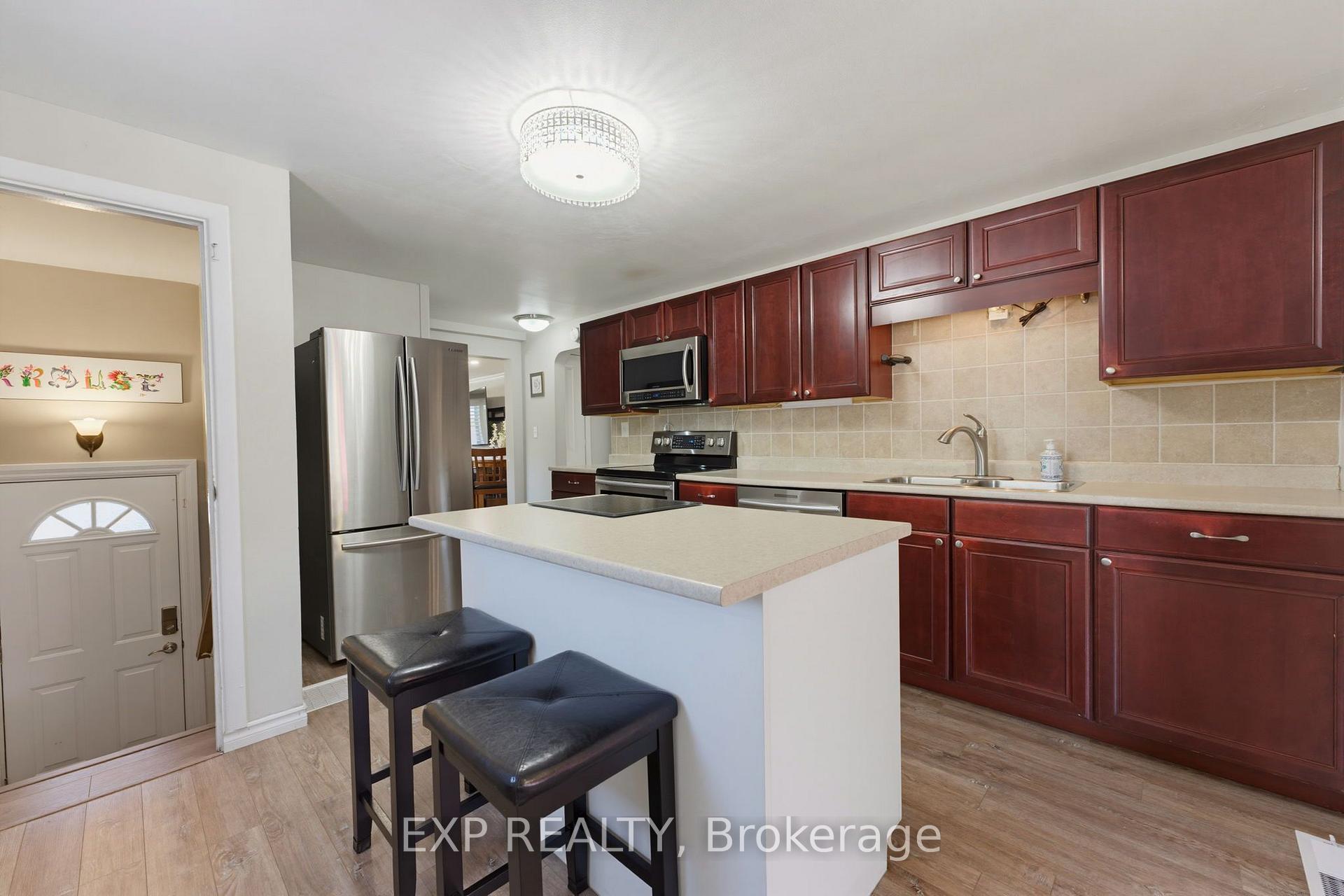 Photo 12 of 735 Dunn Avenue, Hamilton, Parkview — HOMEH
