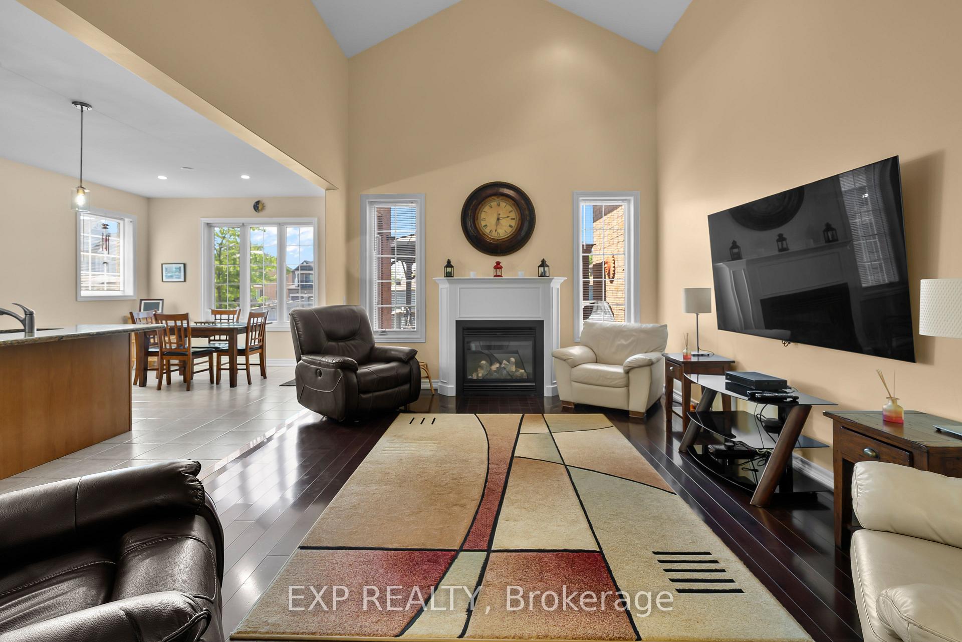 Photo 19 of 9001 Tristar Crescent, Niagara Falls, Lyons Creek — HOMEH