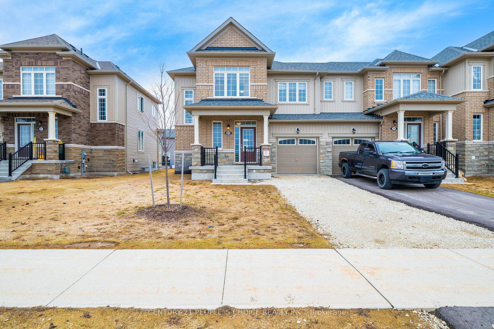 Photo 1 of 69 Central Square Boulevard, Wasaga Beach — HOMEH