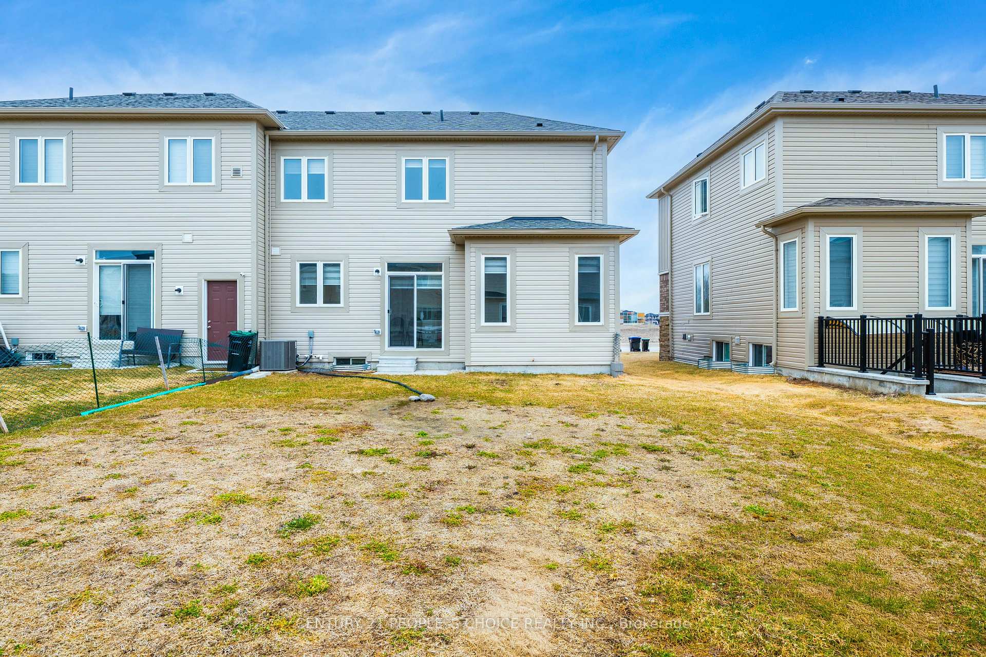 Photo 6 of 69 Central Square Boulevard, Wasaga Beach — HOMEH