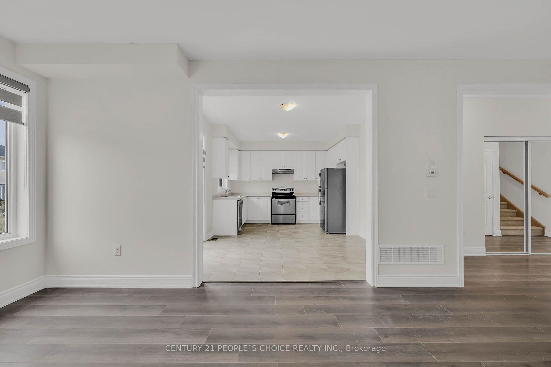 Photo 12 of 69 Central Square Boulevard, Wasaga Beach — HOMEH