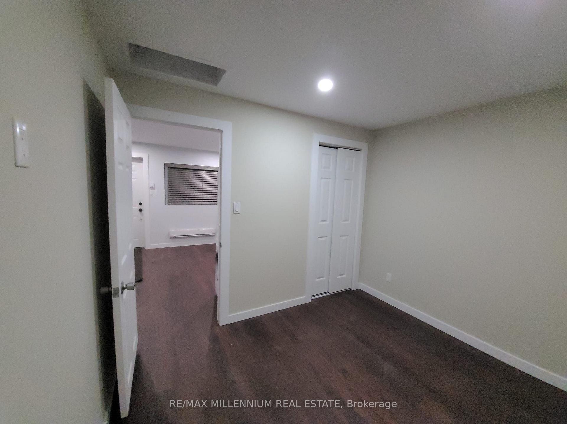 Photo 1 of 271 Thistle Down Boulevard W, Etobicoke, Thistletown-Beaumonde Heights — HOMEH
