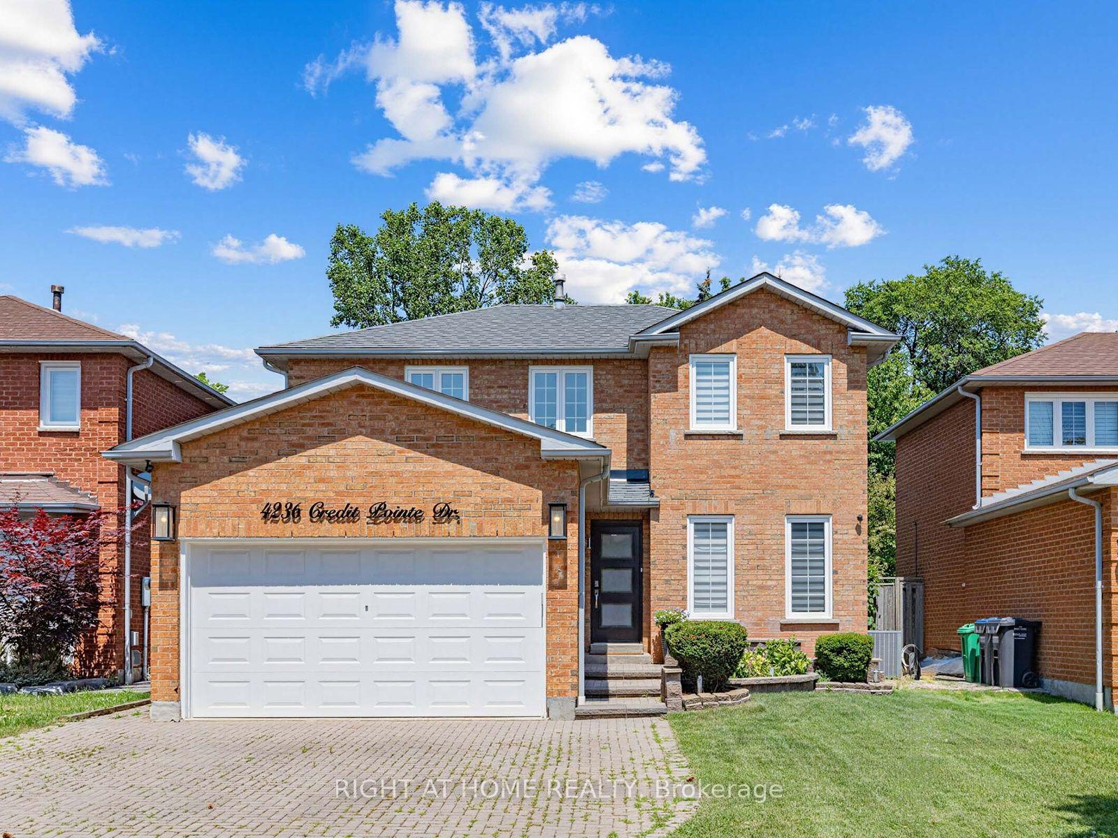 Photo 1 of 4236 Credit Pointe Drive, Mississauga, East Credit — HOMEH