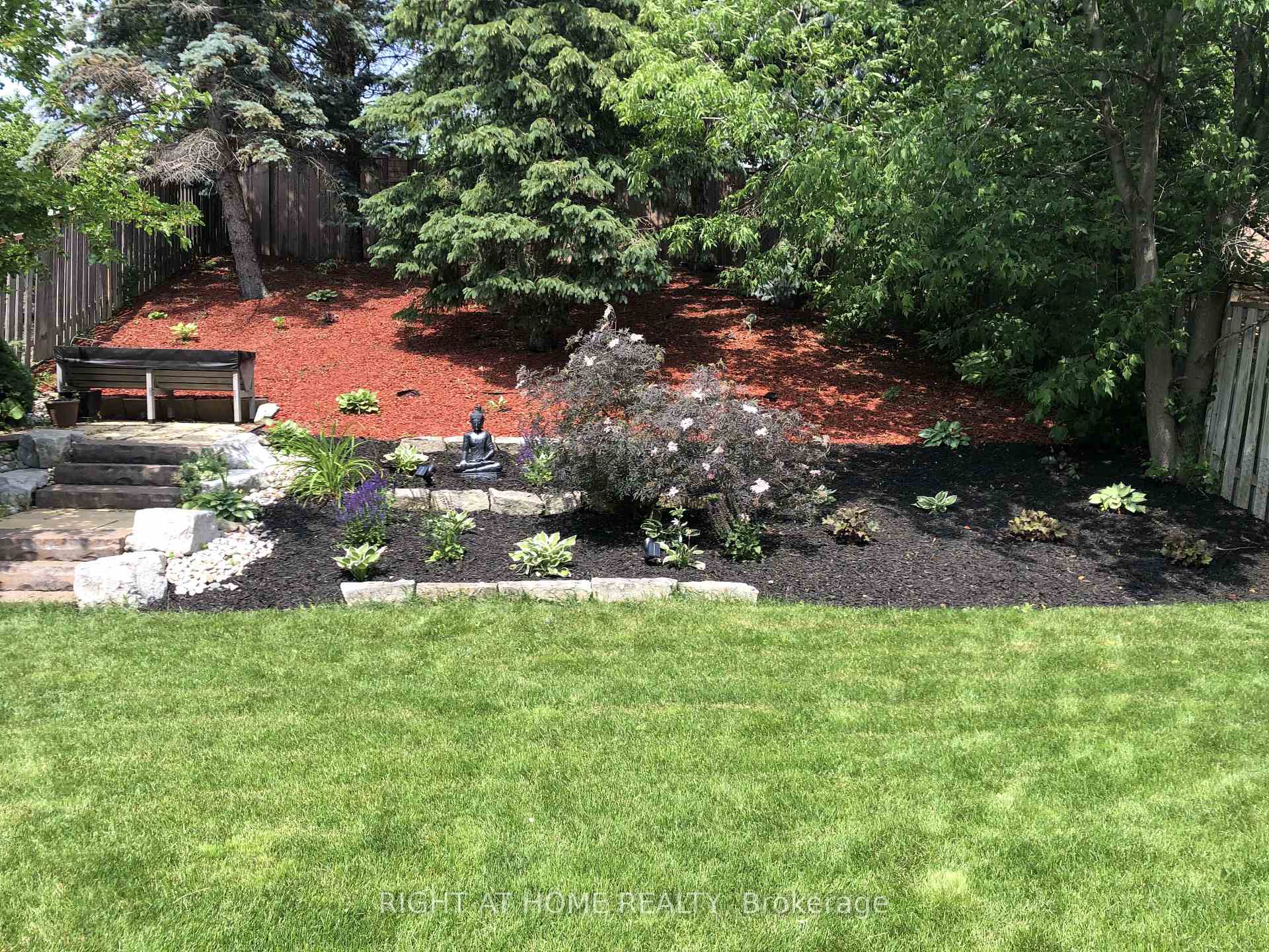 Photo 37 of 4236 Credit Pointe Drive, Mississauga, East Credit — HOMEH