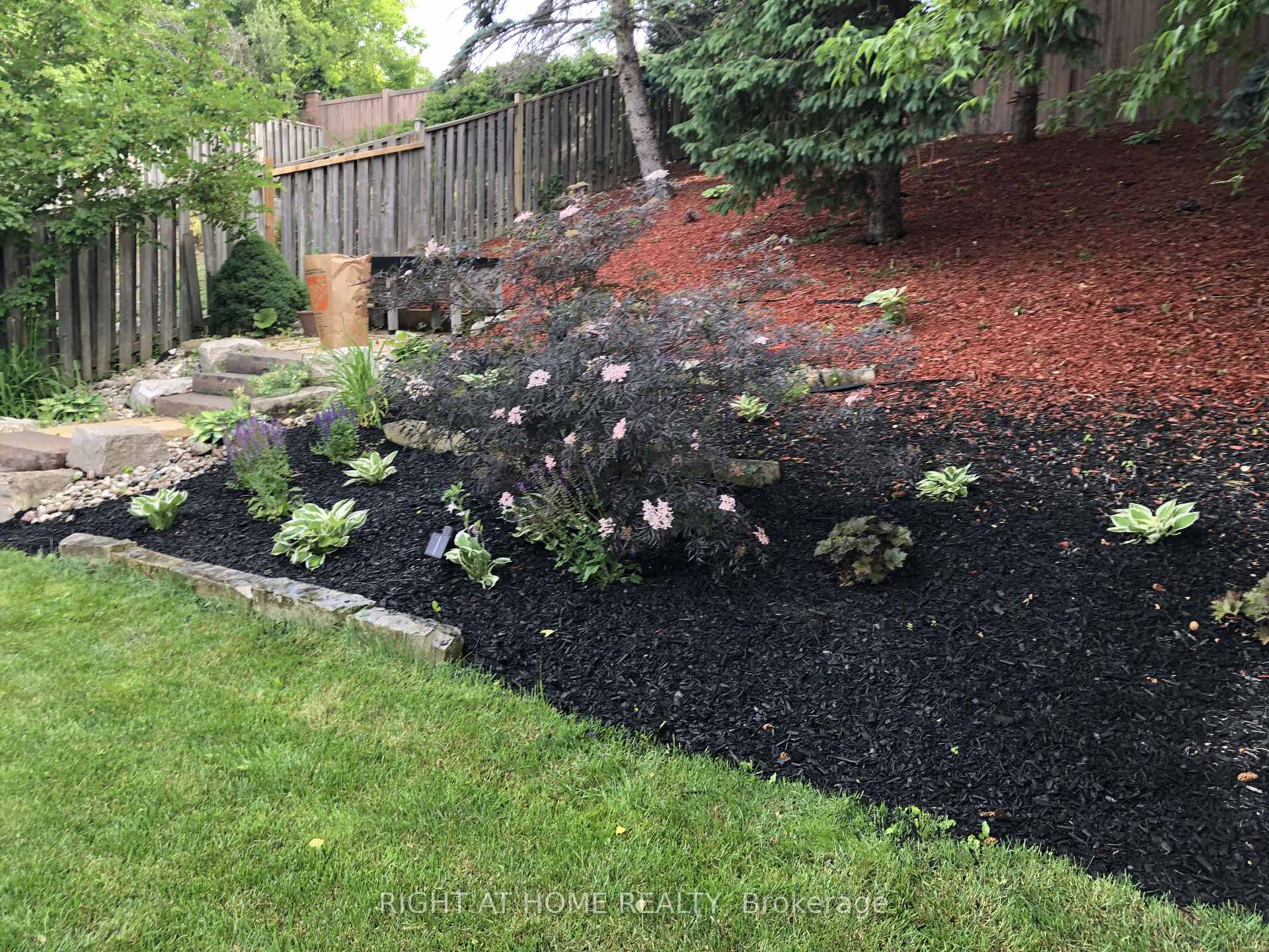 Photo 41 of 4236 Credit Pointe Drive, Mississauga, East Credit — HOMEH