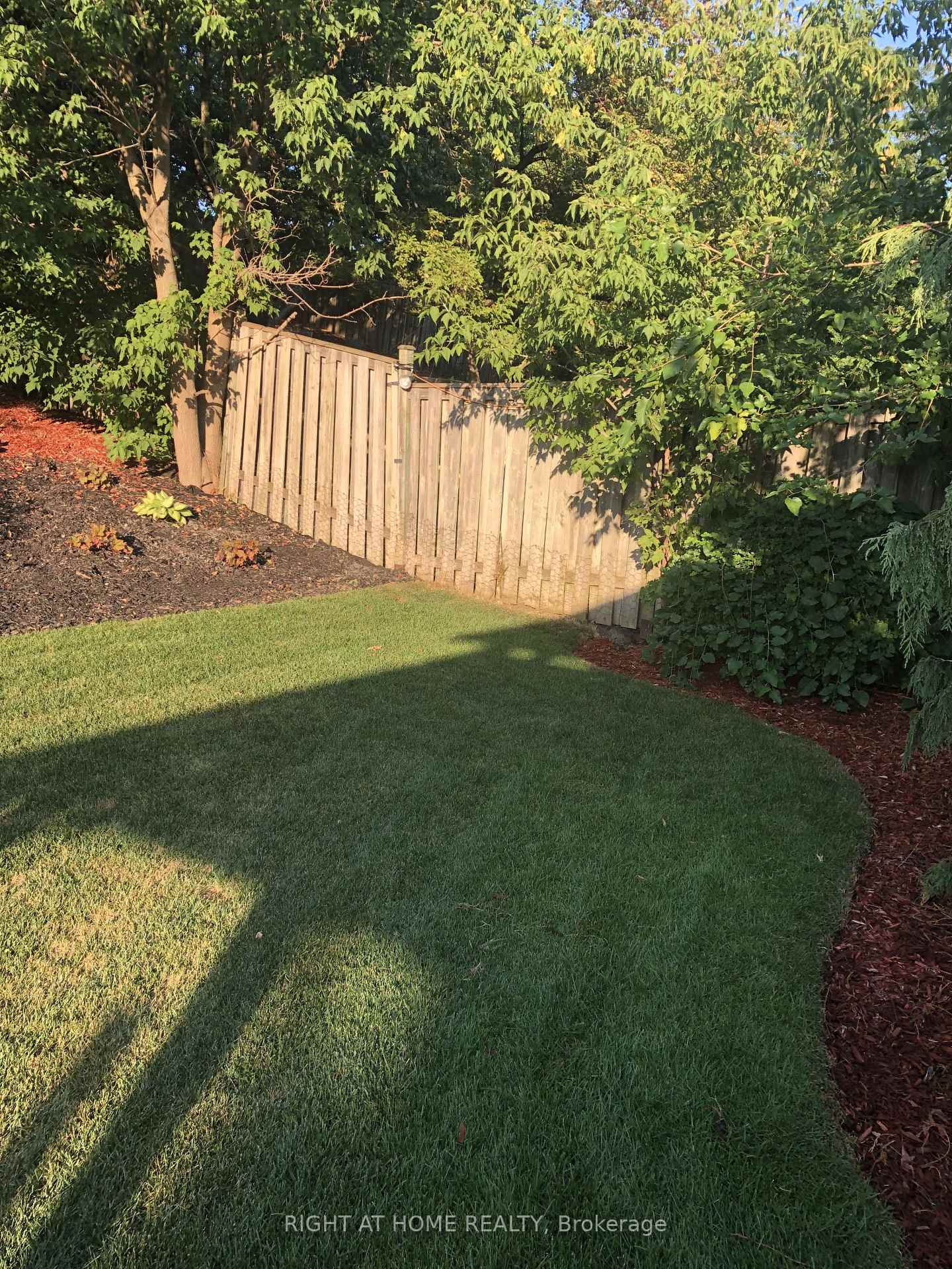 Photo 44 of 4236 Credit Pointe Drive, Mississauga, East Credit — HOMEH