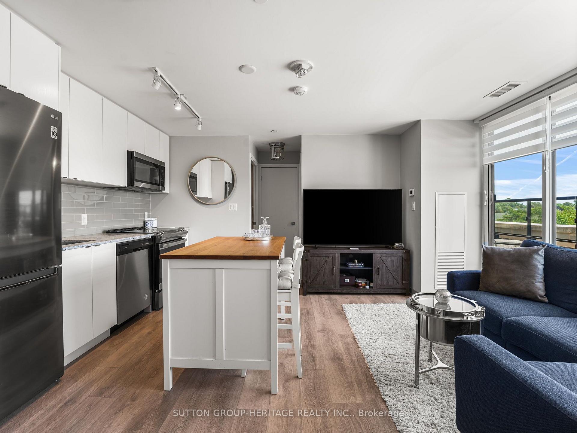 Photo 8 of Unit 702, 1401 O'connor Drive, Toronto, O'Connor-Parkview — HOMEH