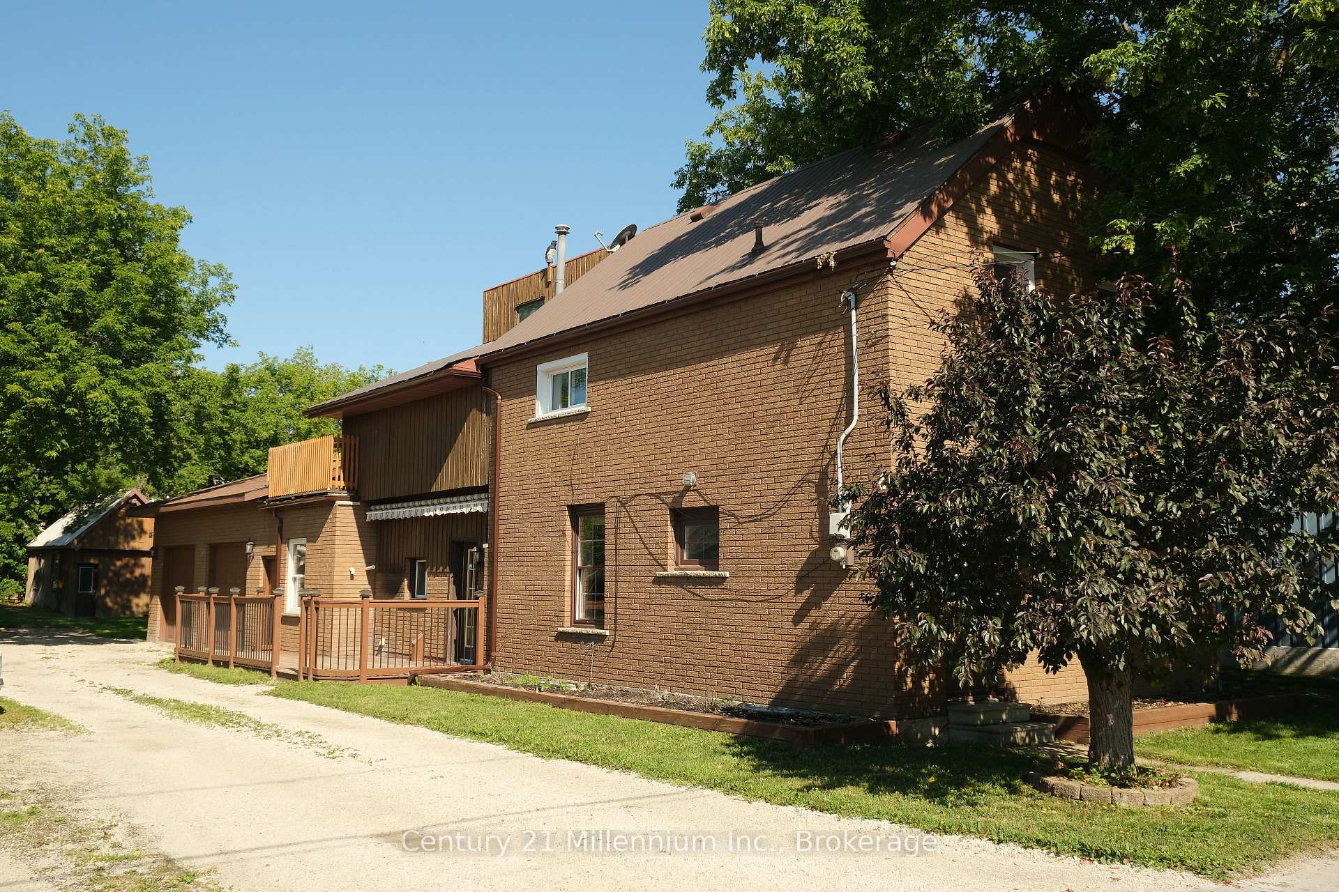 Photo 3 of 104 Spruce Street, Collingwood — HOMEH