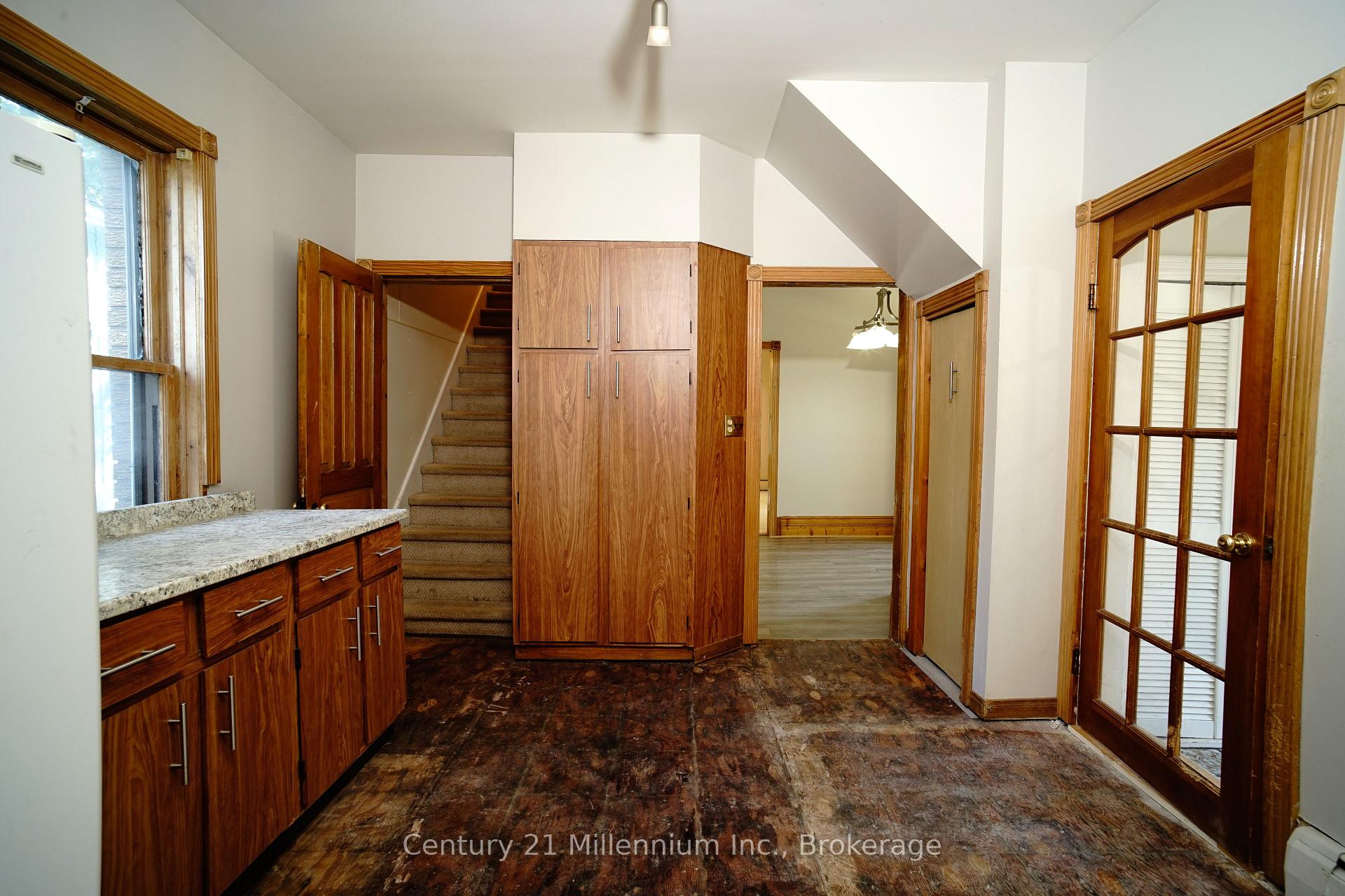 Photo 4 of 104 Spruce Street, Collingwood — HOMEH