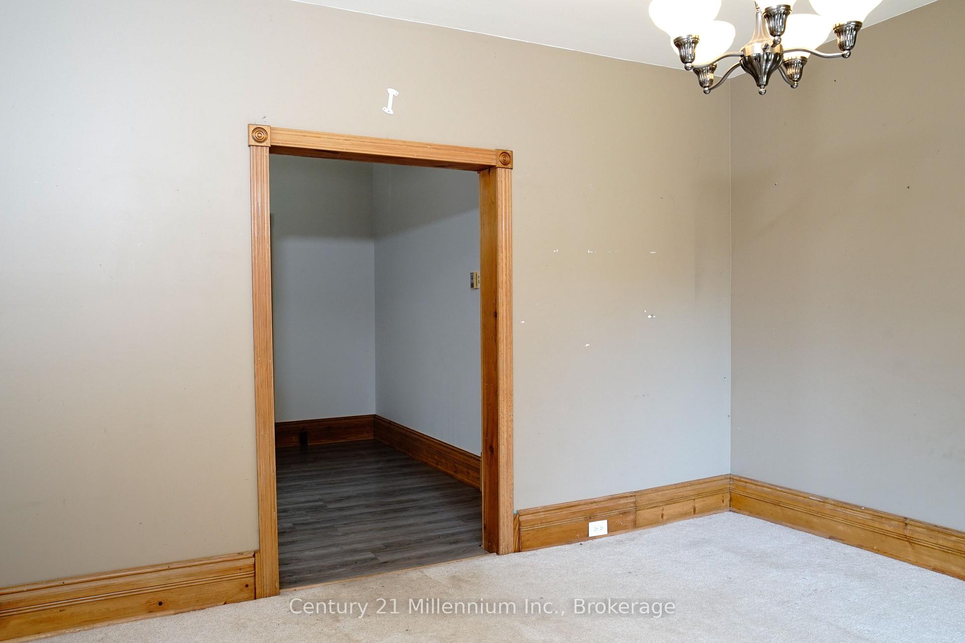 Photo 5 of 104 Spruce Street, Collingwood — HOMEH