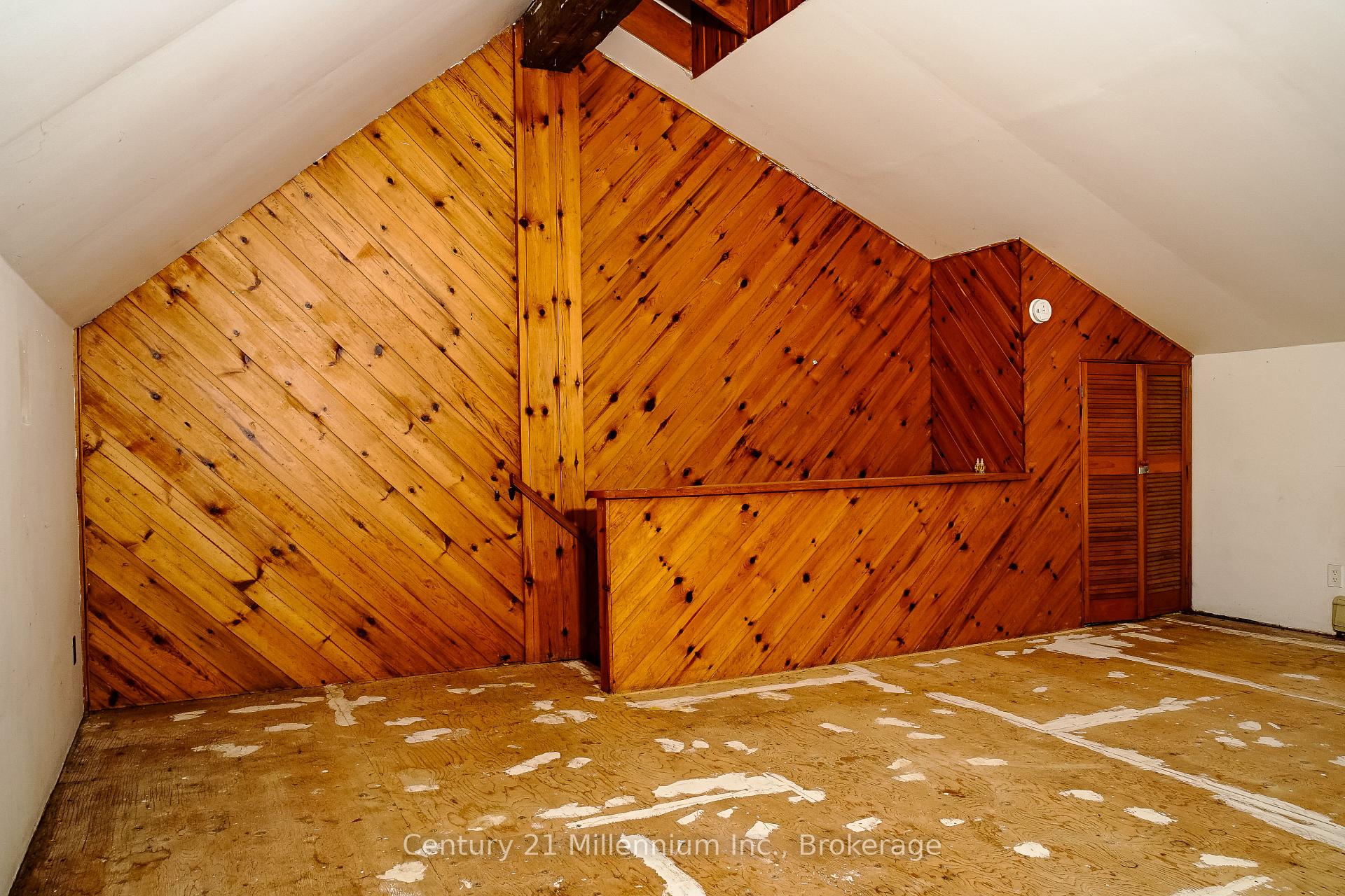 Photo 13 of 104 Spruce Street, Collingwood — HOMEH