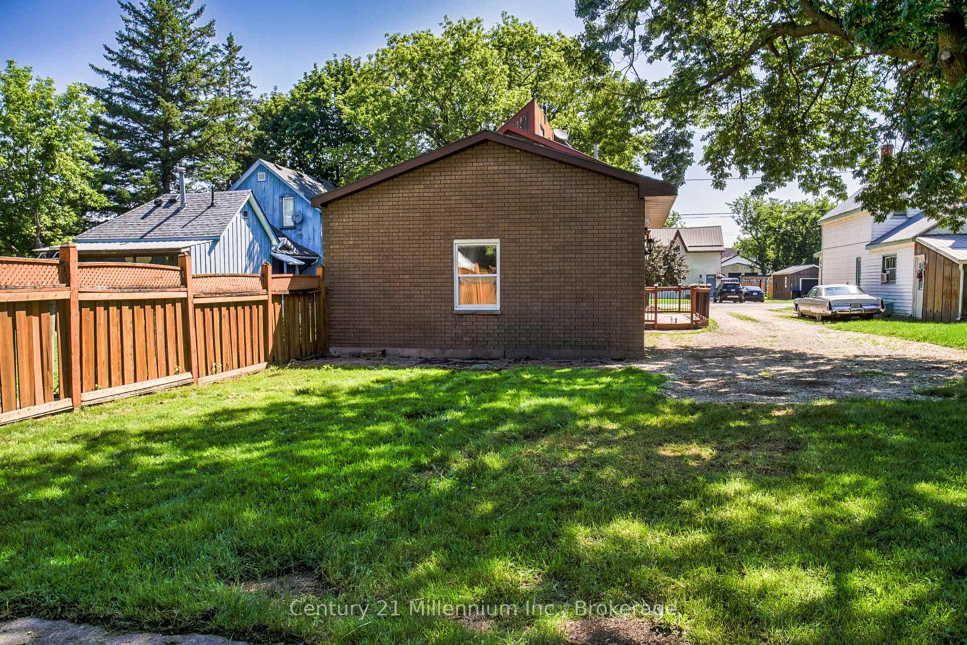 Photo 20 of 104 Spruce Street, Collingwood — HOMEH