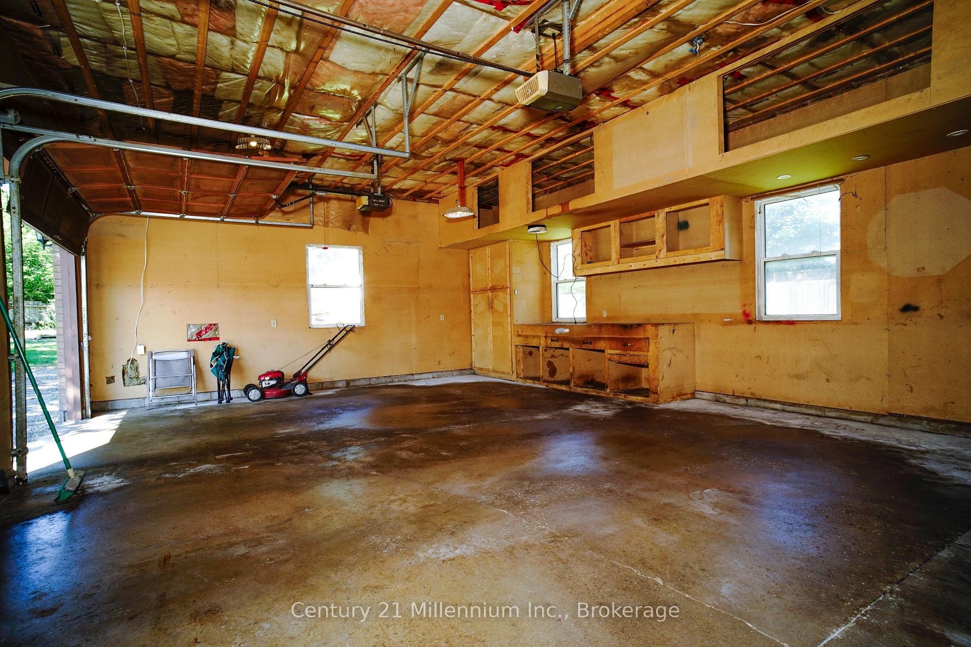 Photo 22 of 104 Spruce Street, Collingwood — HOMEH