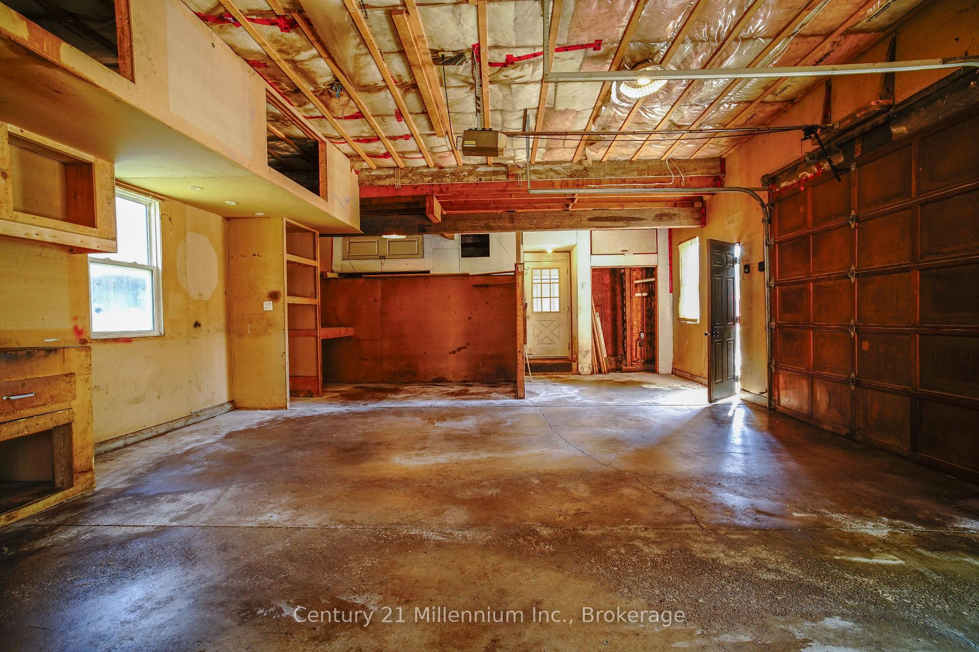 Photo 24 of 104 Spruce Street, Collingwood — HOMEH