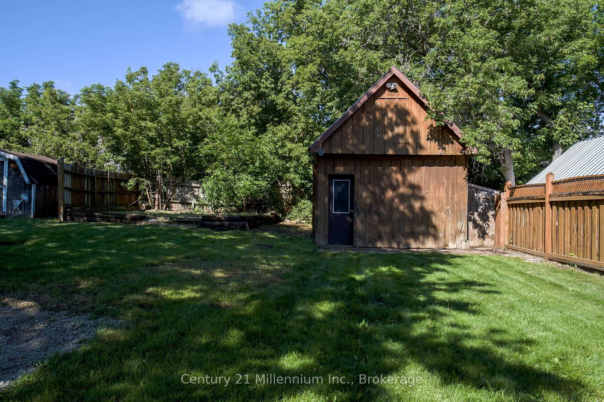 Photo 27 of 104 Spruce Street, Collingwood — HOMEH