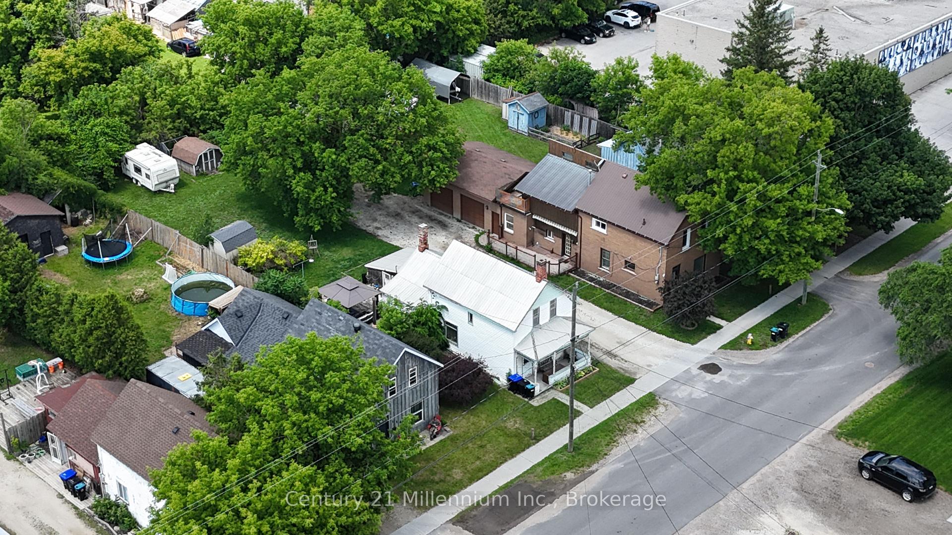 Photo 29 of 104 Spruce Street, Collingwood — HOMEH