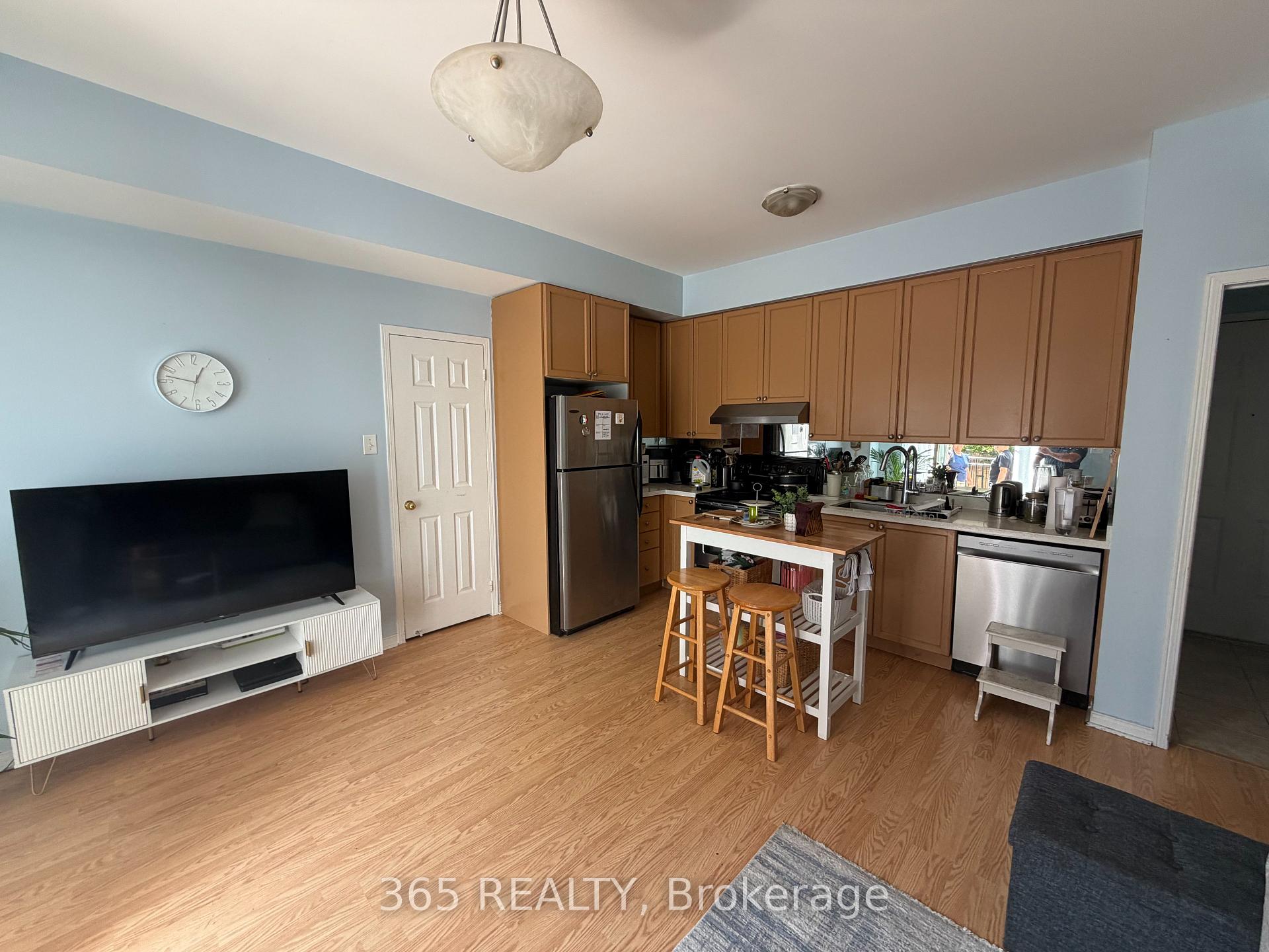 Photo 11 of Unit 263, 4975 Southampton Drive, Mississauga, Churchill Meadows — HOMEH