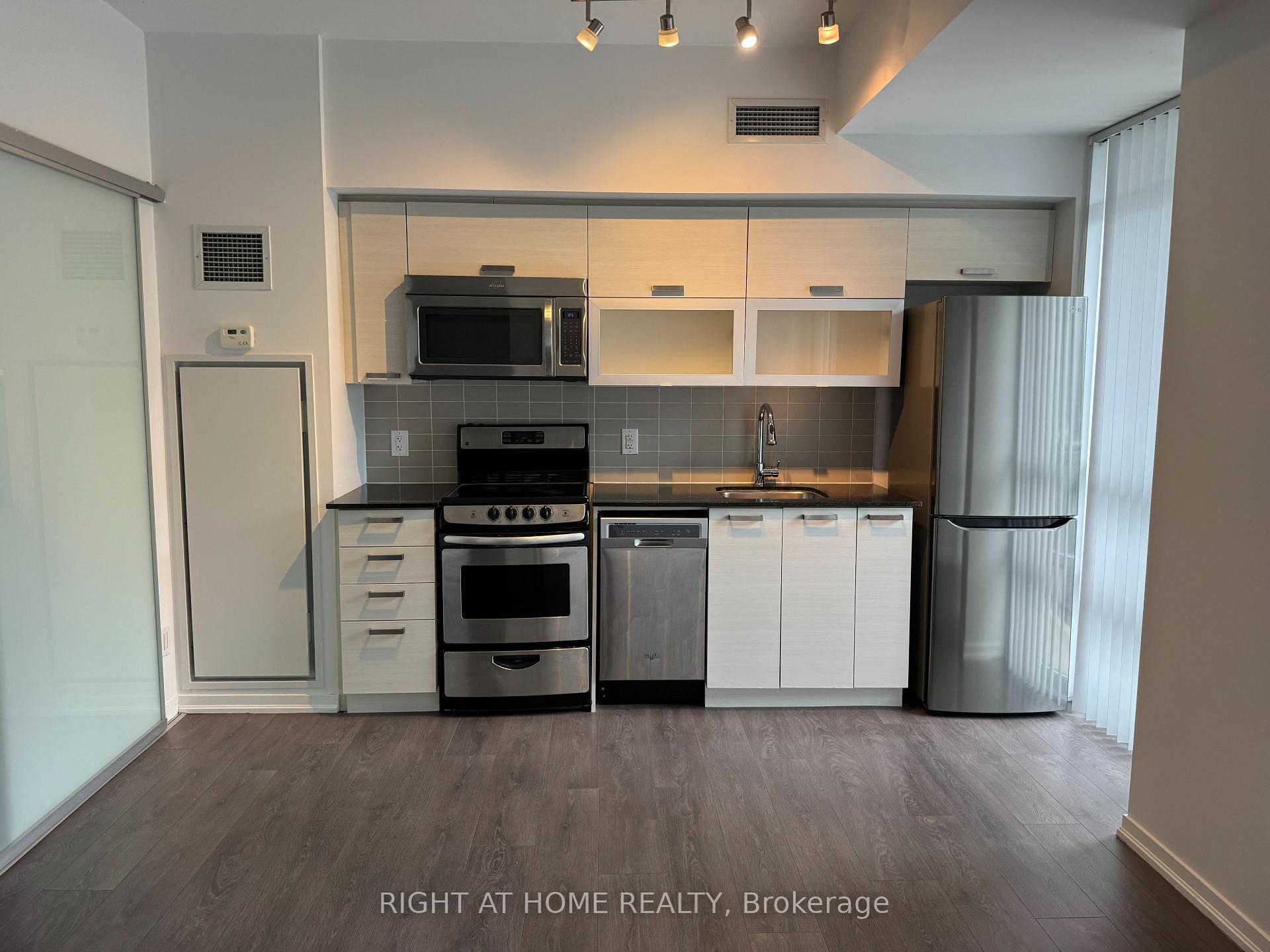 Photo 2 of Unit 1227, 68 Abell Street, Toronto, Little Portugal — HOMEH