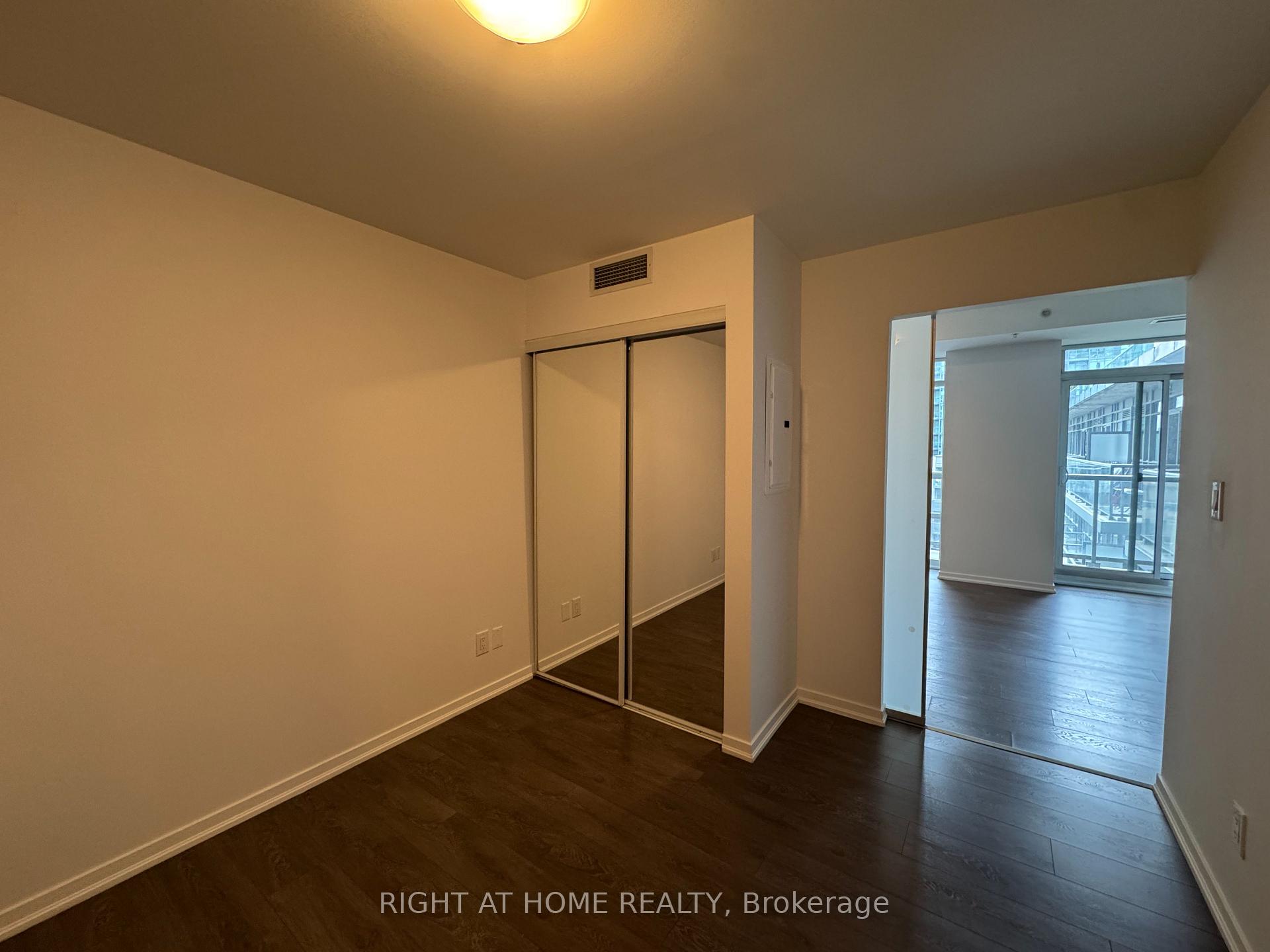 Photo 7 of Unit 1227, 68 Abell Street, Toronto, Little Portugal — HOMEH