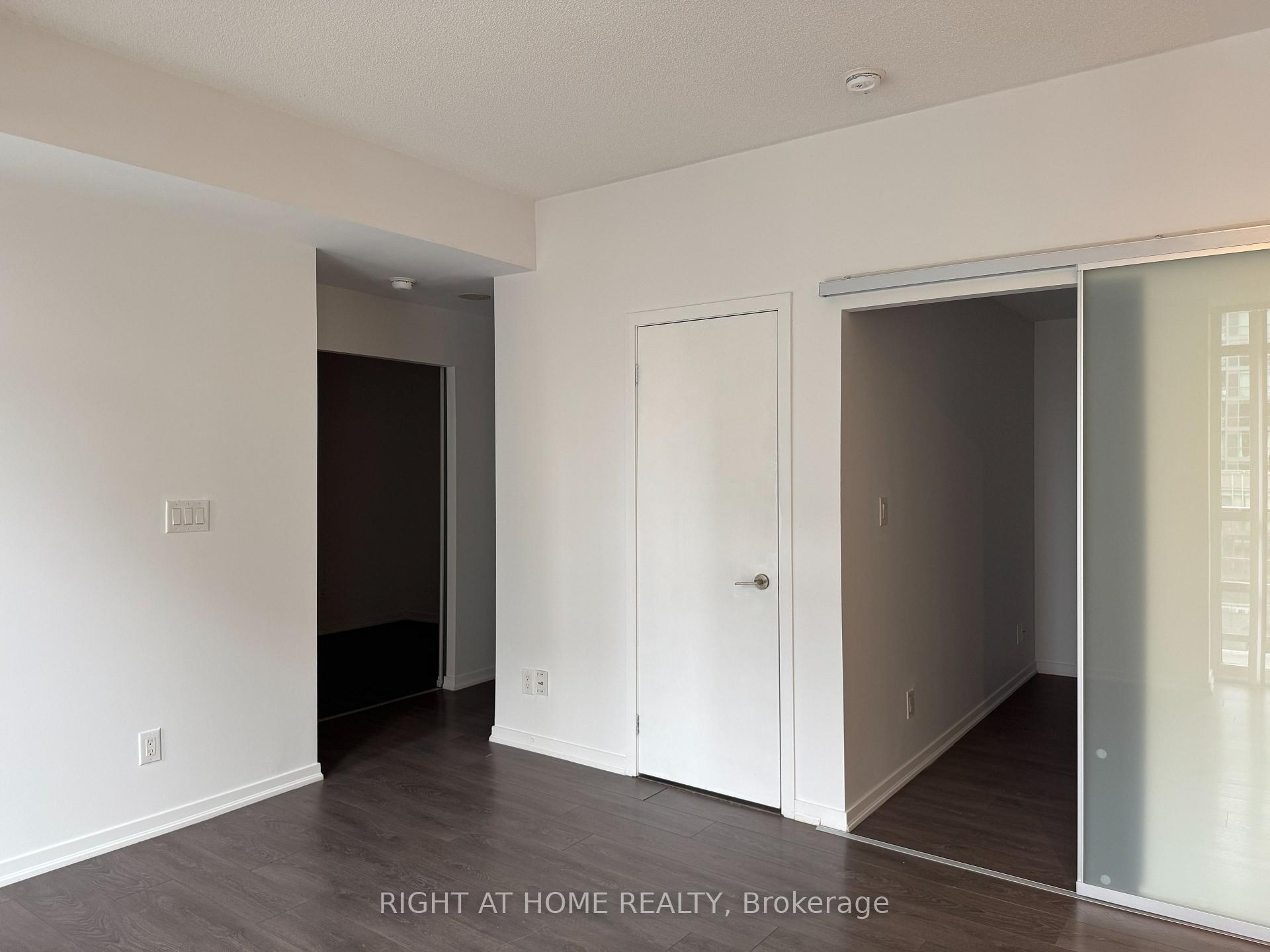 Photo 10 of Unit 1227, 68 Abell Street, Toronto, Little Portugal — HOMEH